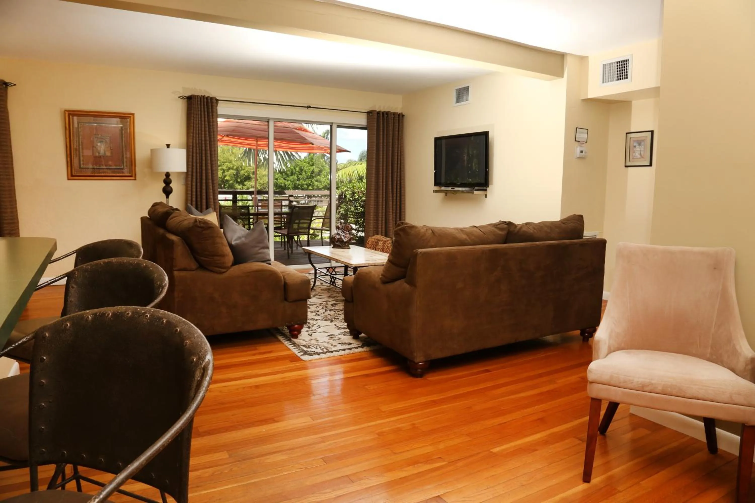 Living room in The Cabanas Guesthouse & Spa - Gay Resort catering to Gay Men