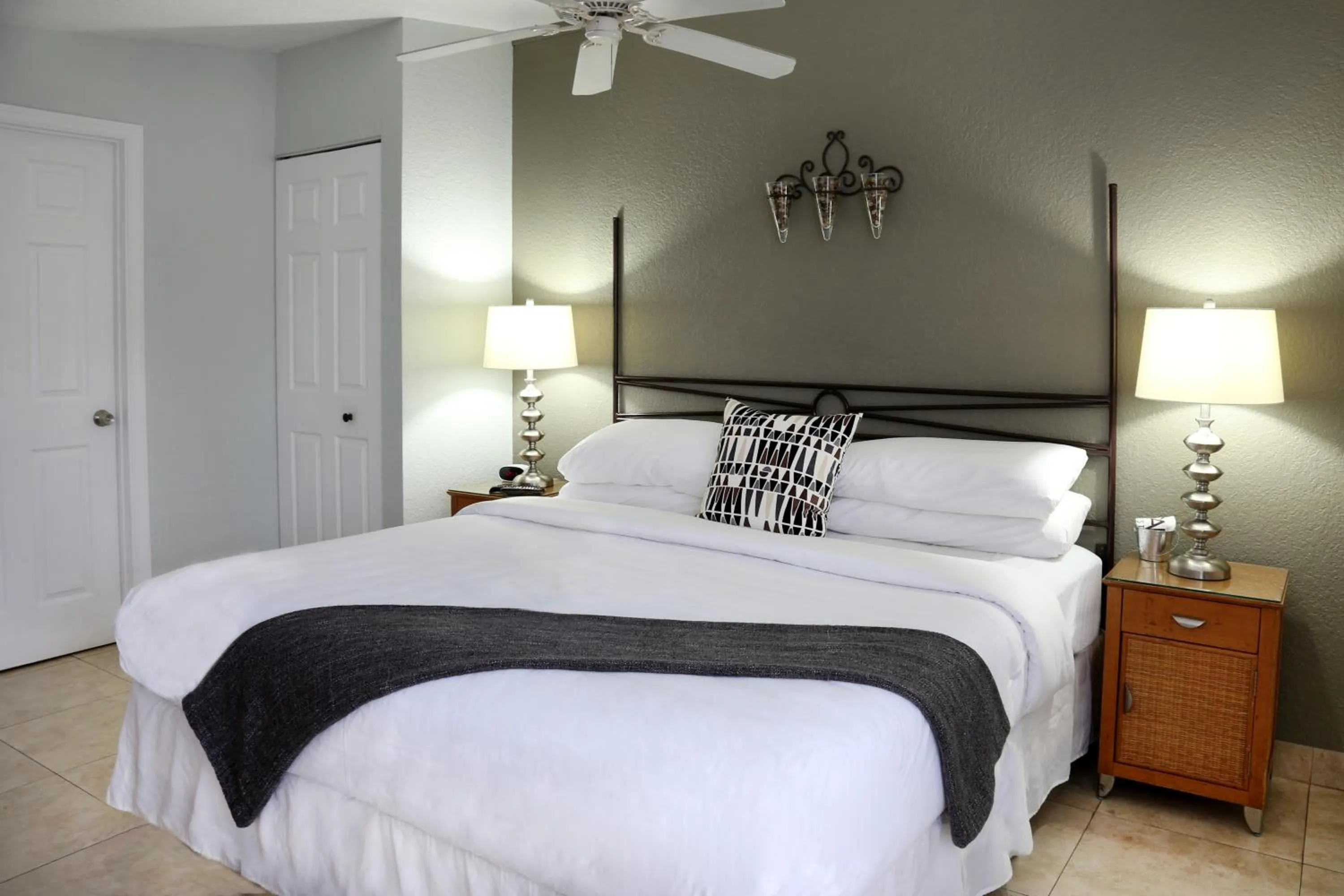 Bedroom, Bed in The Cabanas Guesthouse & Spa - Gay Resort catering to Gay Men