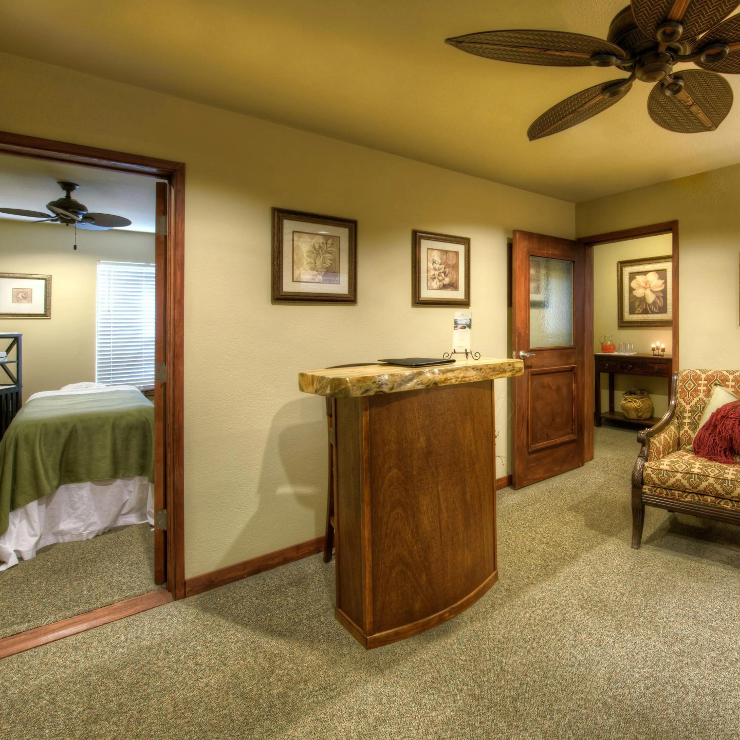 Photo of the whole room in Granlibakken Tahoe