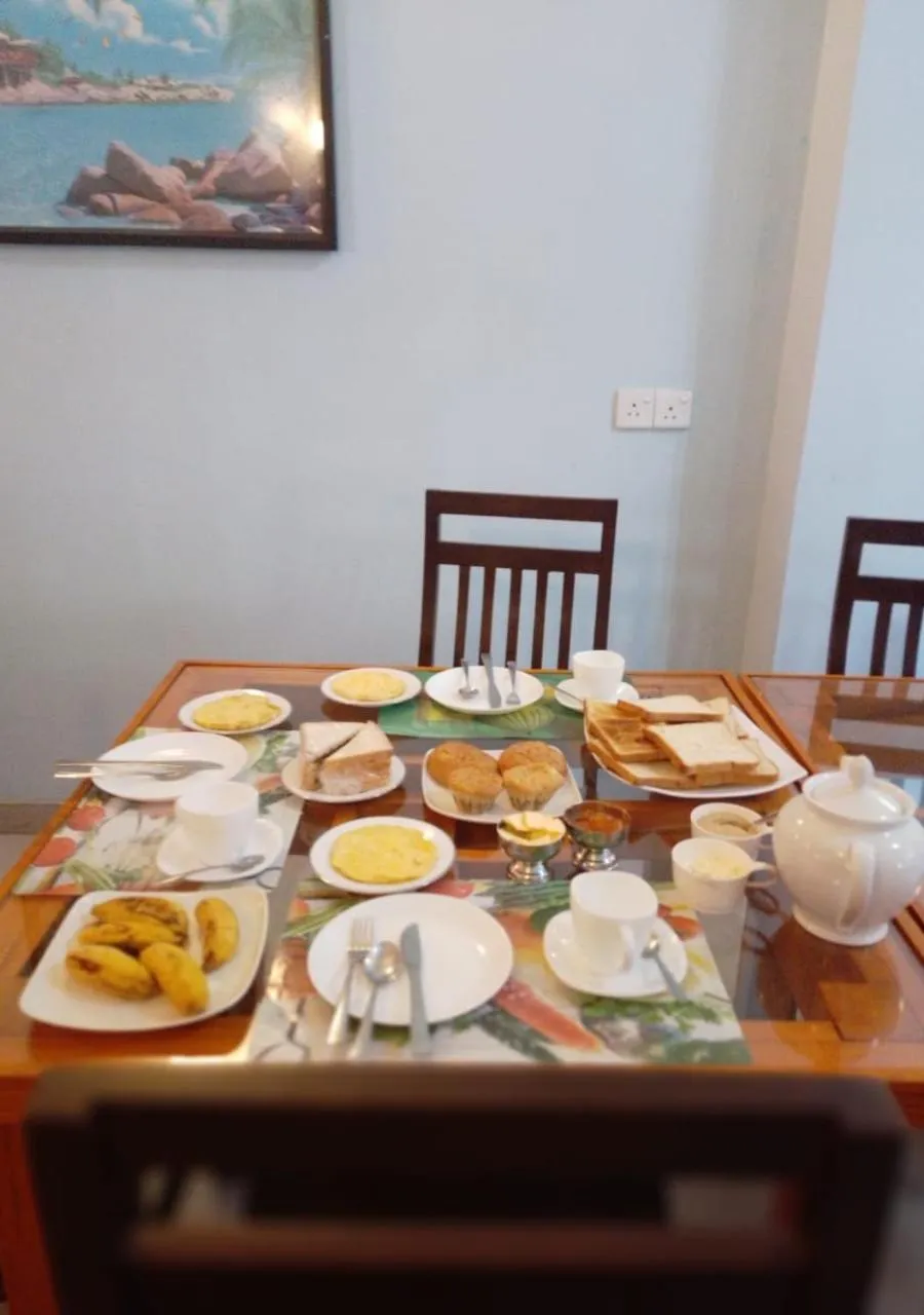 Continental breakfast in Grand View Guest House
