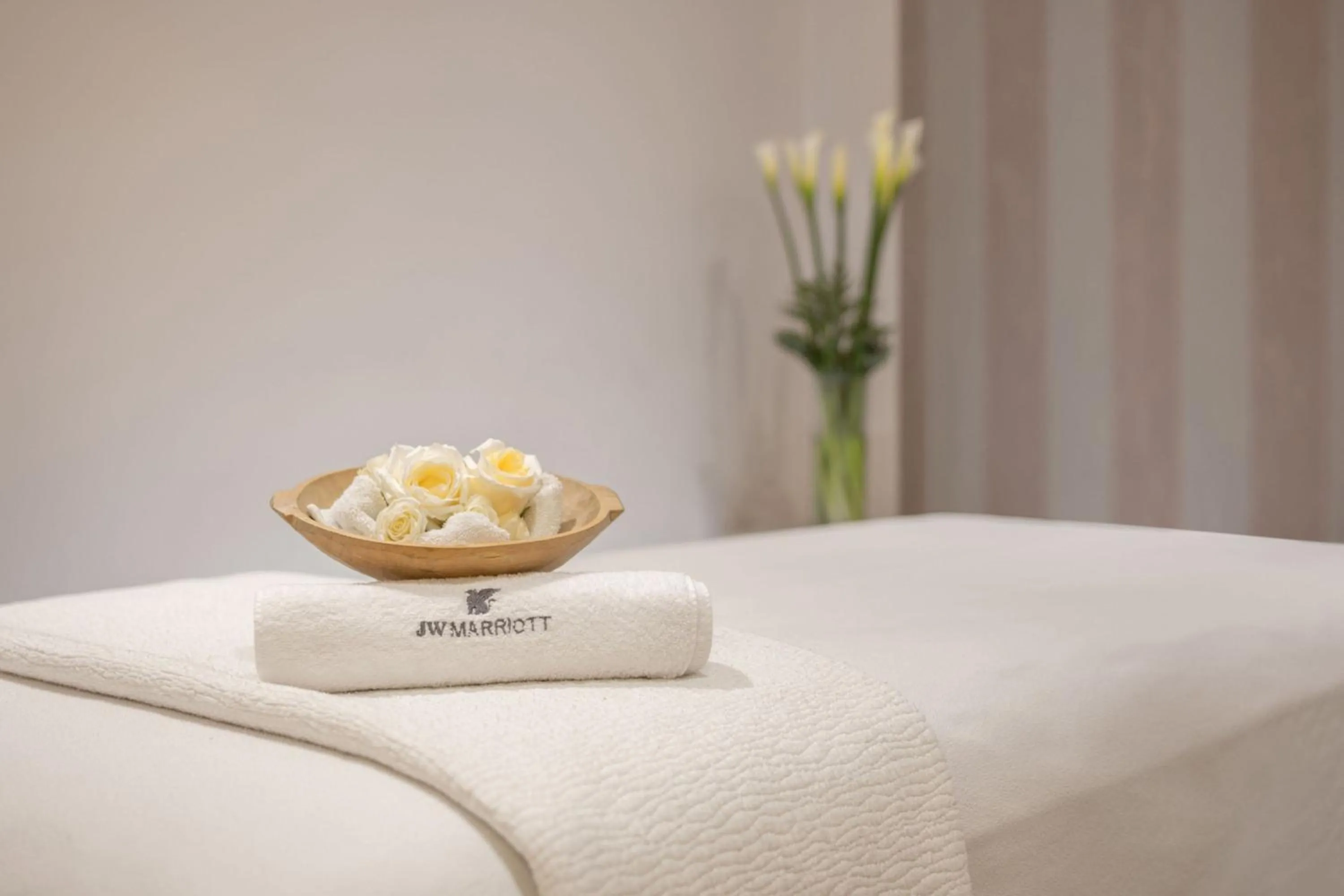 Spa and wellness centre/facilities, Bed in JW Marriott Quito