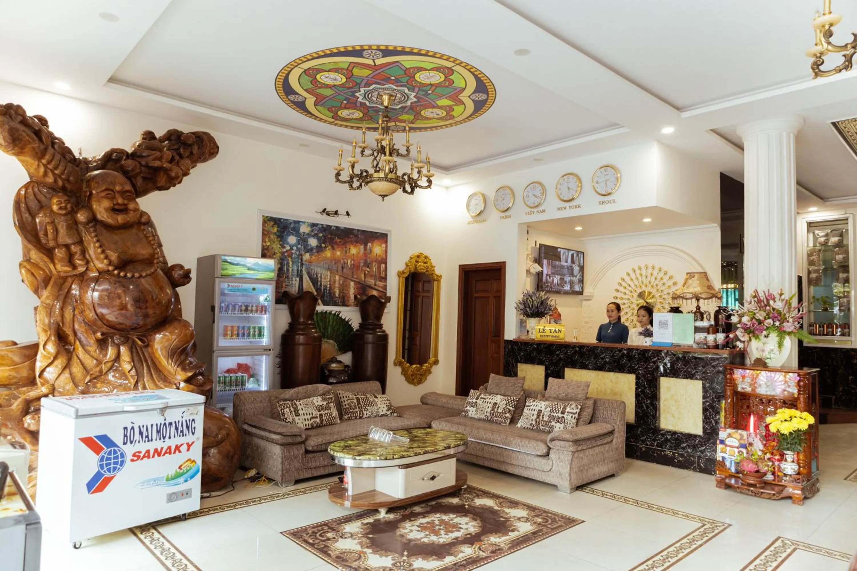 Lobby or reception in Window 1 Hotel