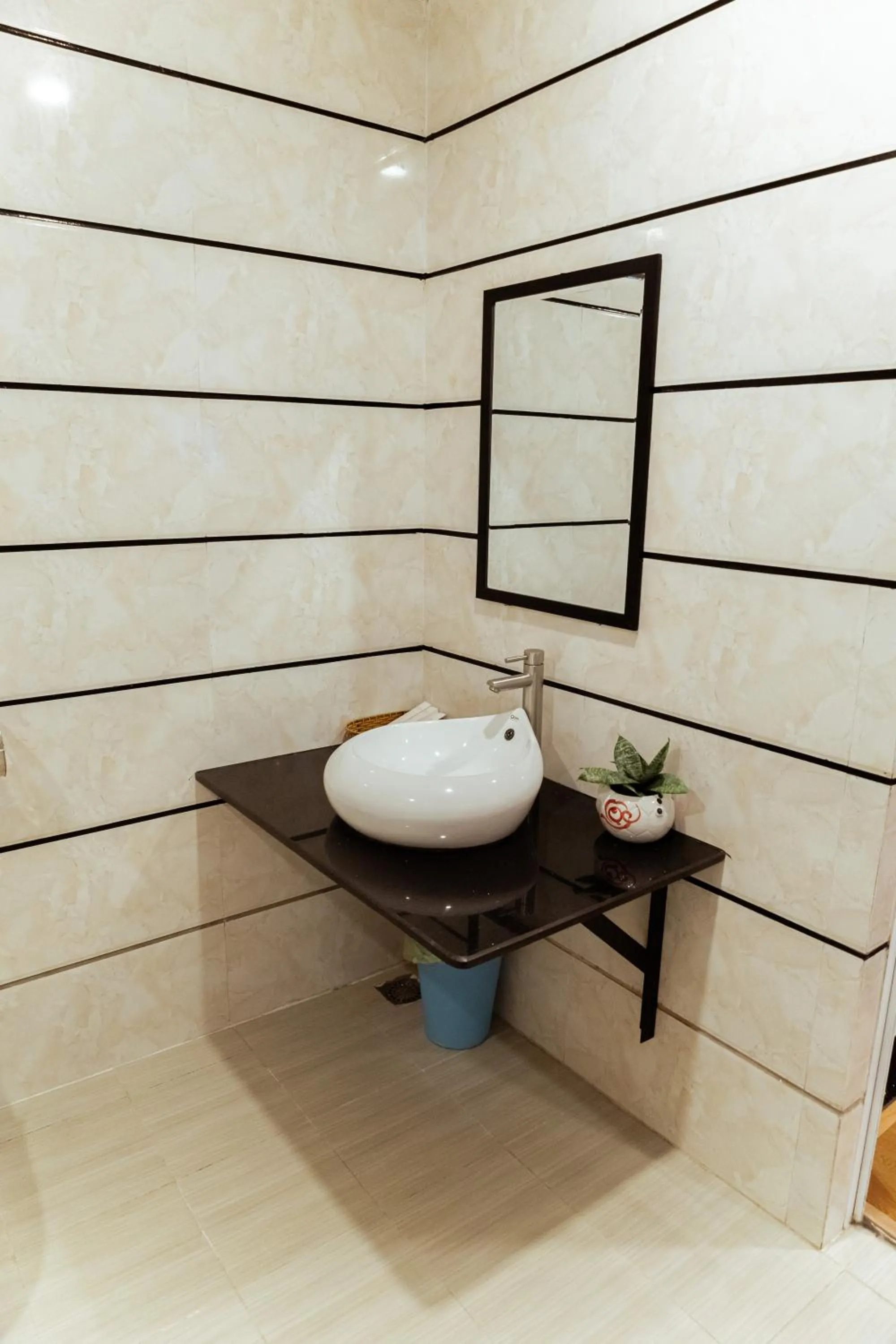 Bathroom in Window 1 Hotel