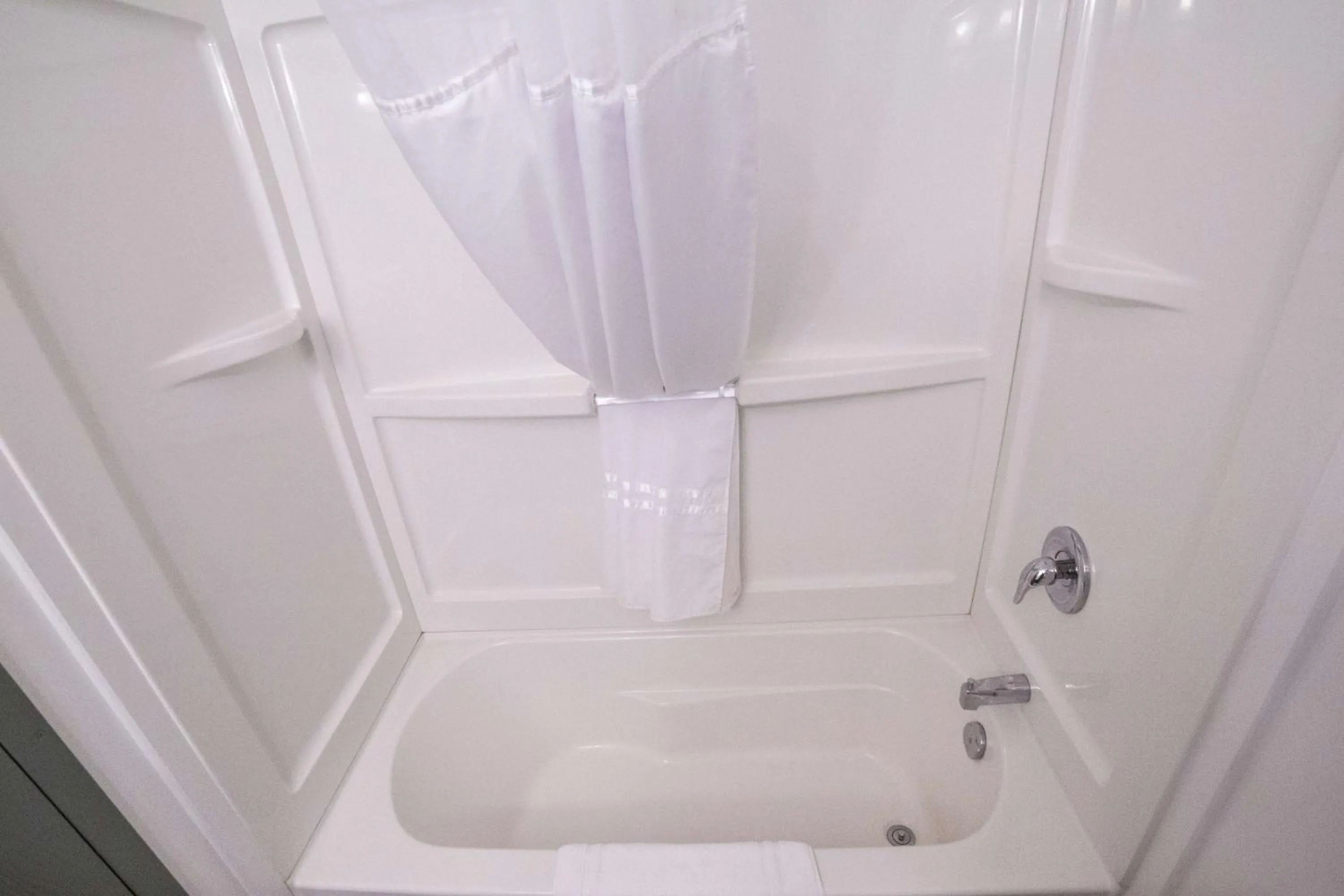 Bathroom in Prestige Hudson Bay Lodge & Conference Centre, WorldHotels Crafted Collection