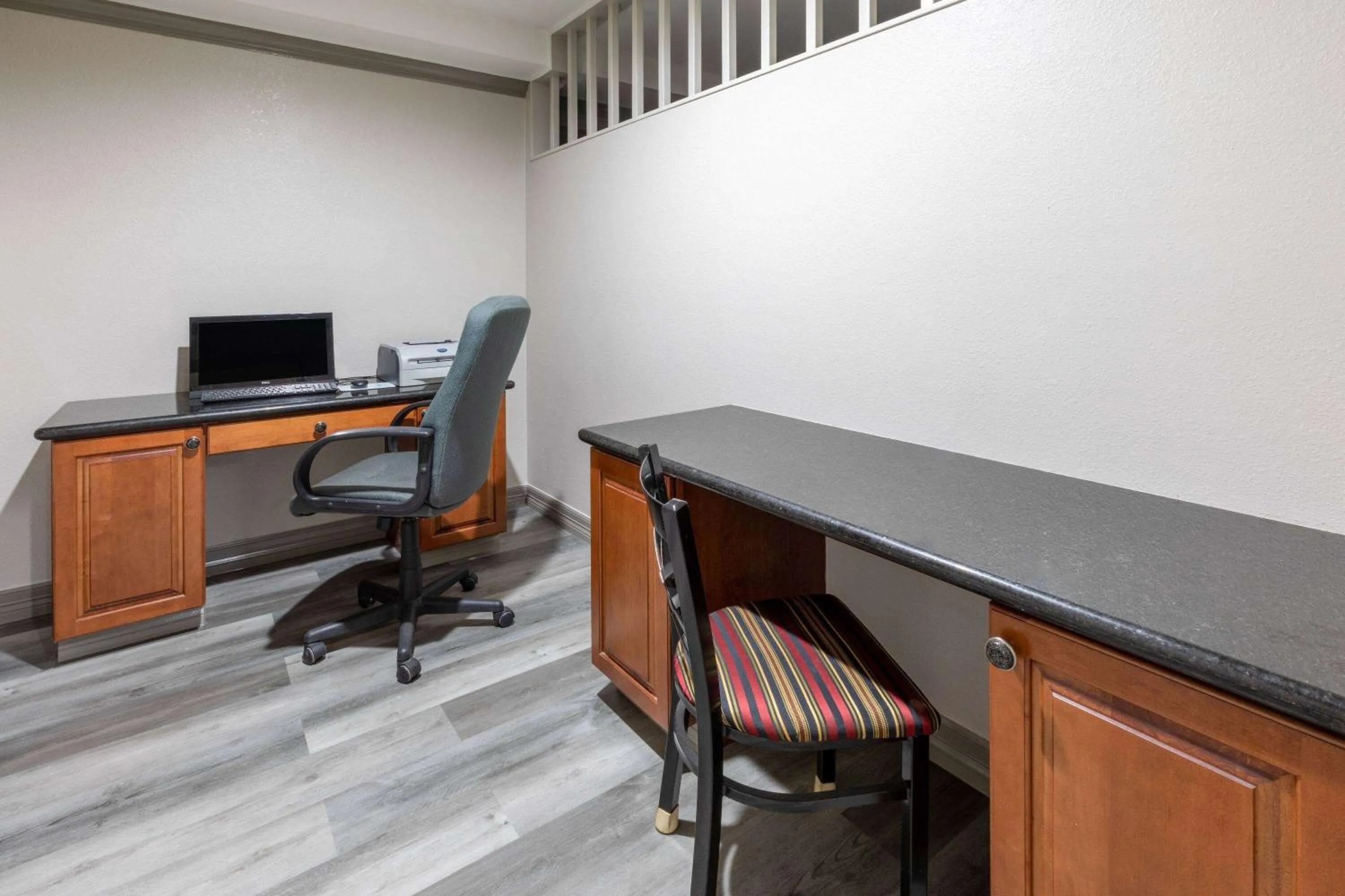 Business facilities in Days Inn by Wyndham Baytown TX