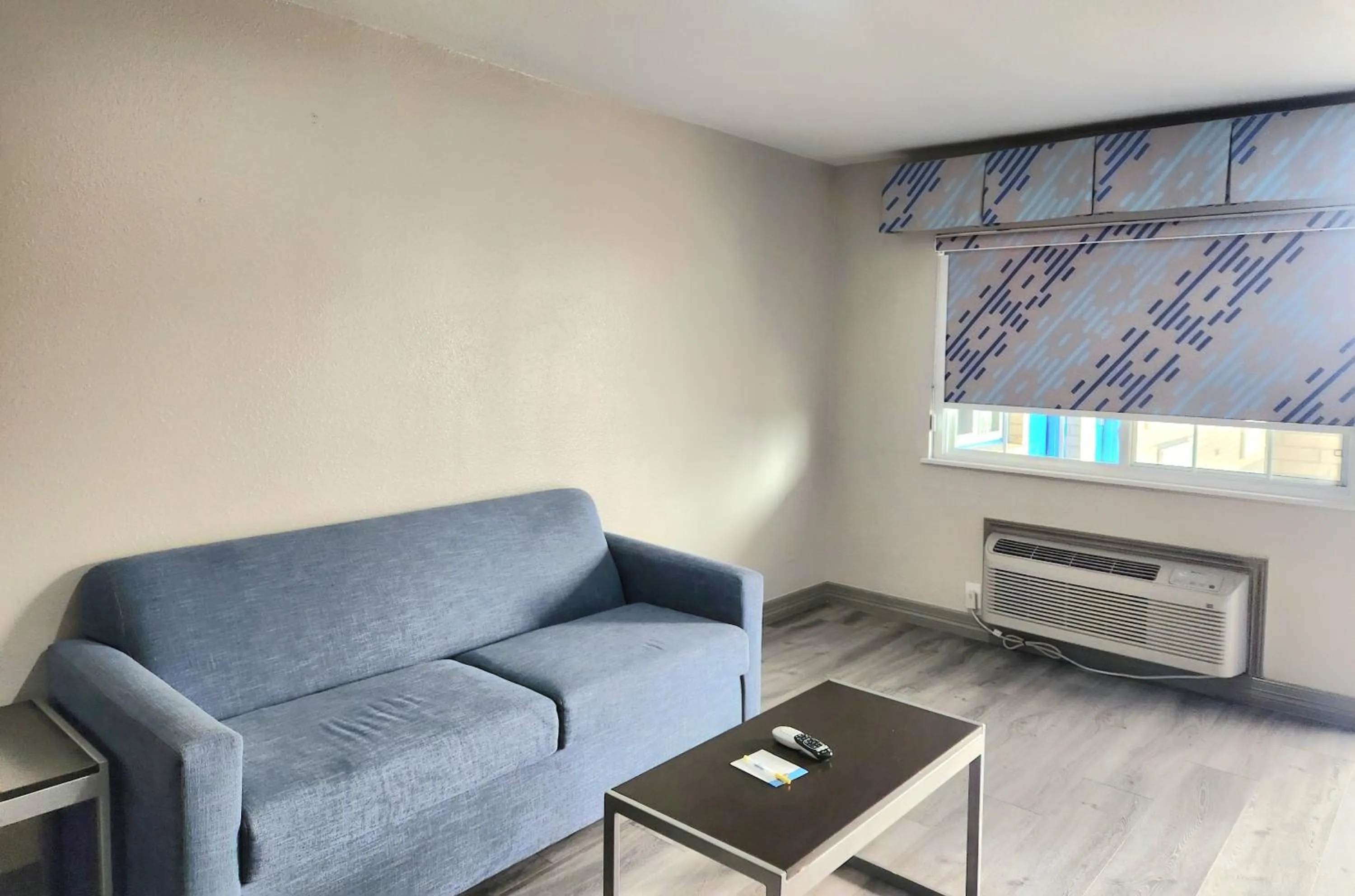 Seating area in Days Inn by Wyndham Baytown TX