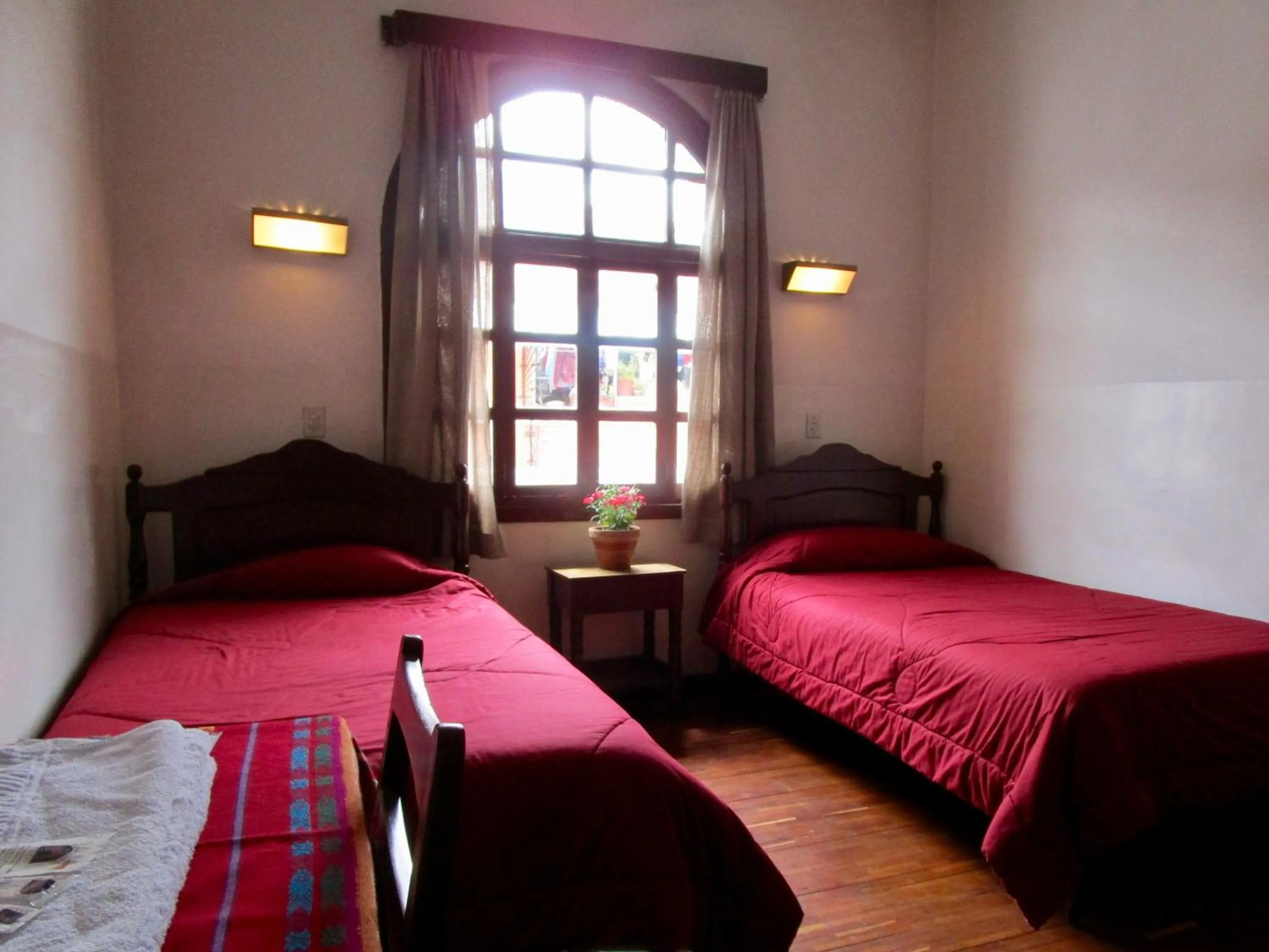 Bedroom, Bed in Hotel Huasi Continental