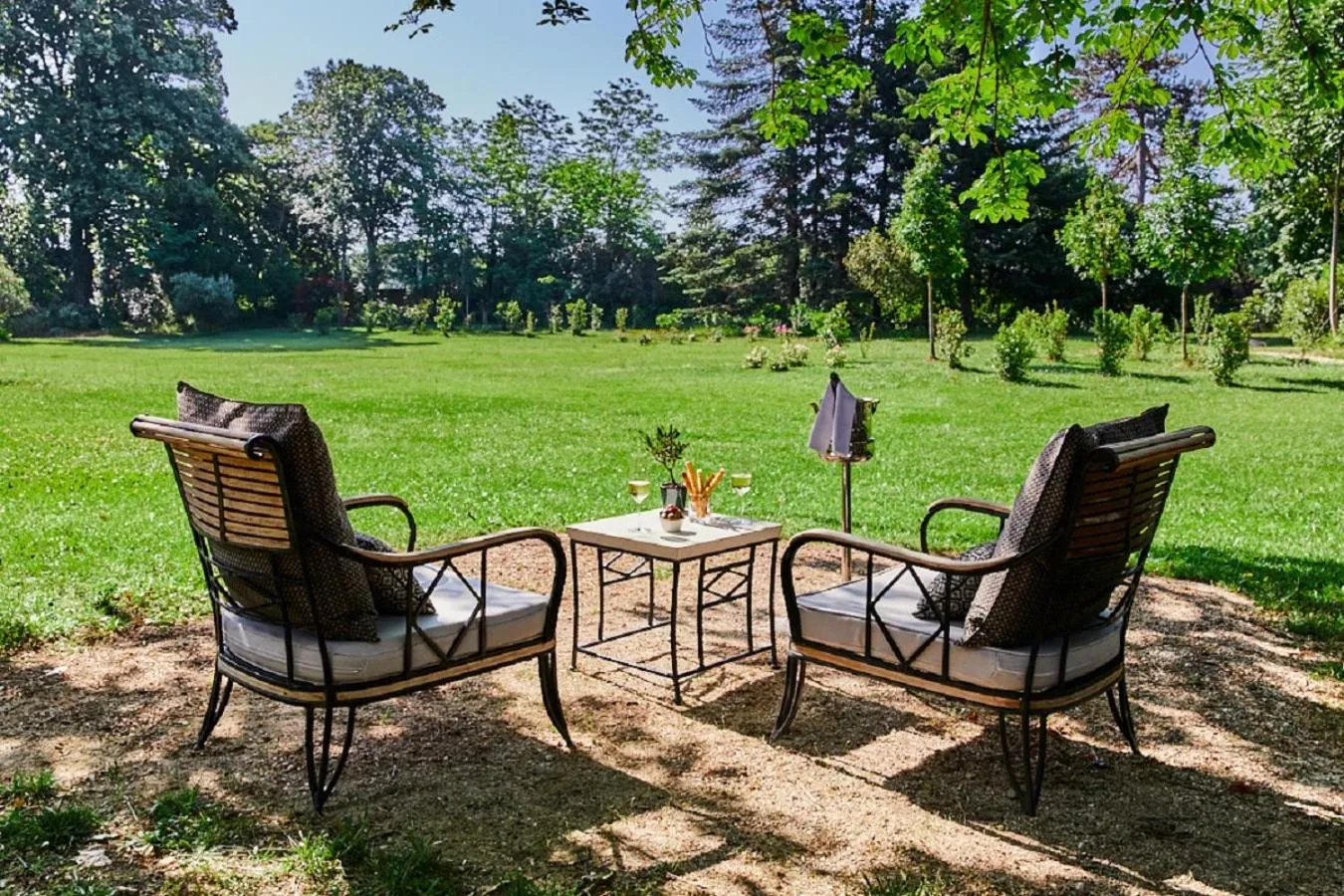 Restaurant/places to eat in Château de Montcaud