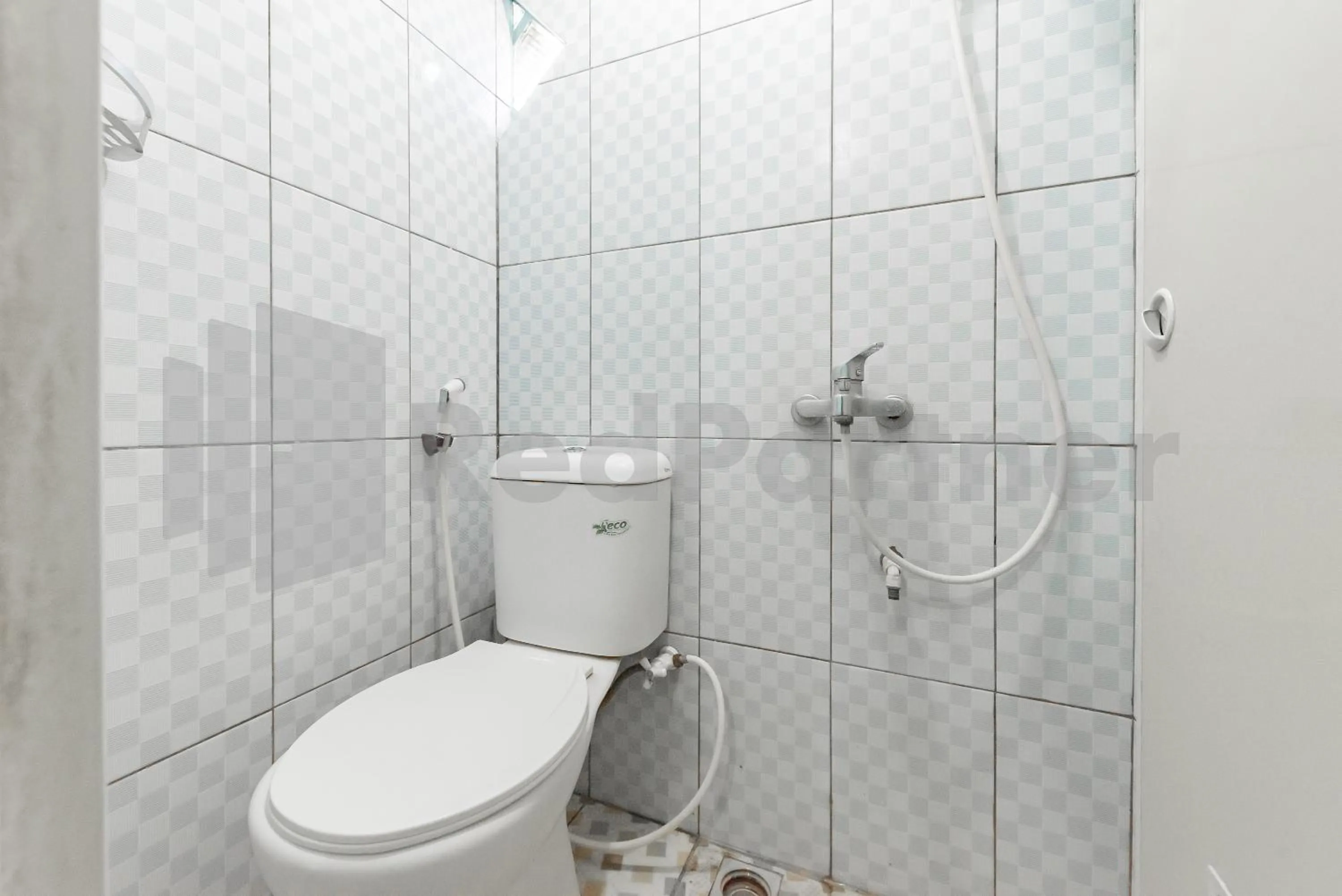 Bathroom in Grha Blue Sky Syariah RedPartner