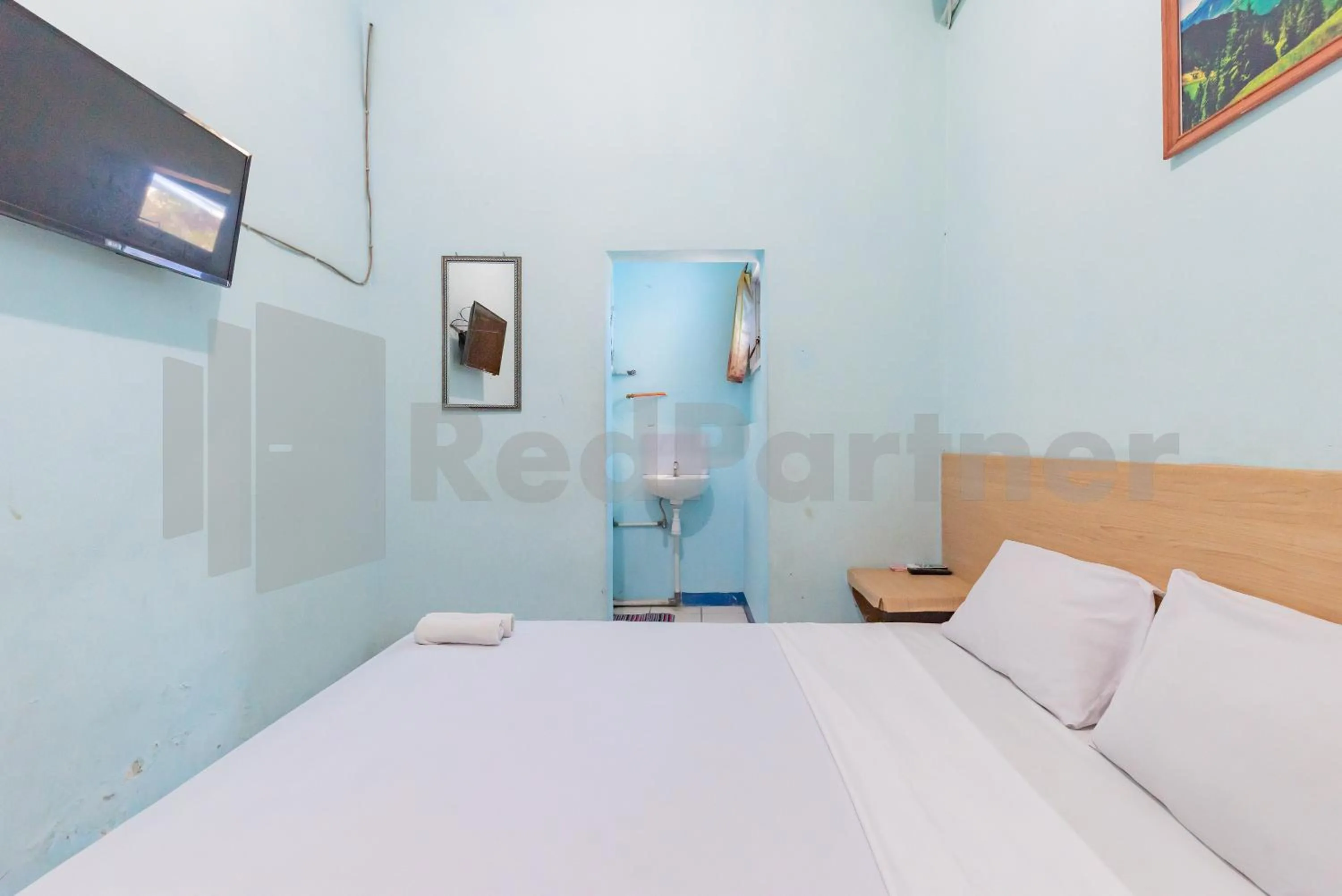 Bedroom, Bed in Grha Blue Sky Syariah RedPartner