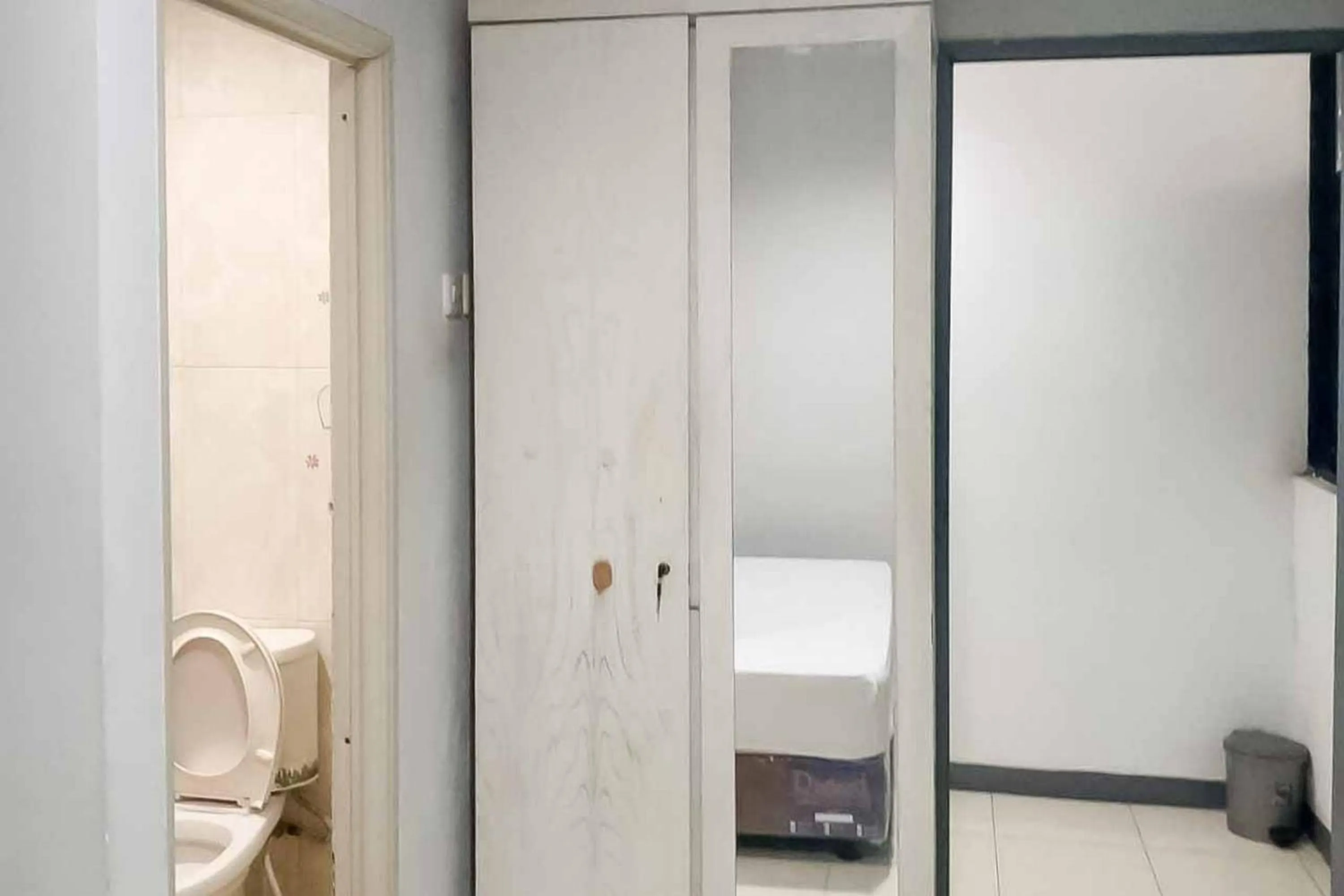 Toilet in Rumahku Hayam Wuruk Mitra RedDoorz