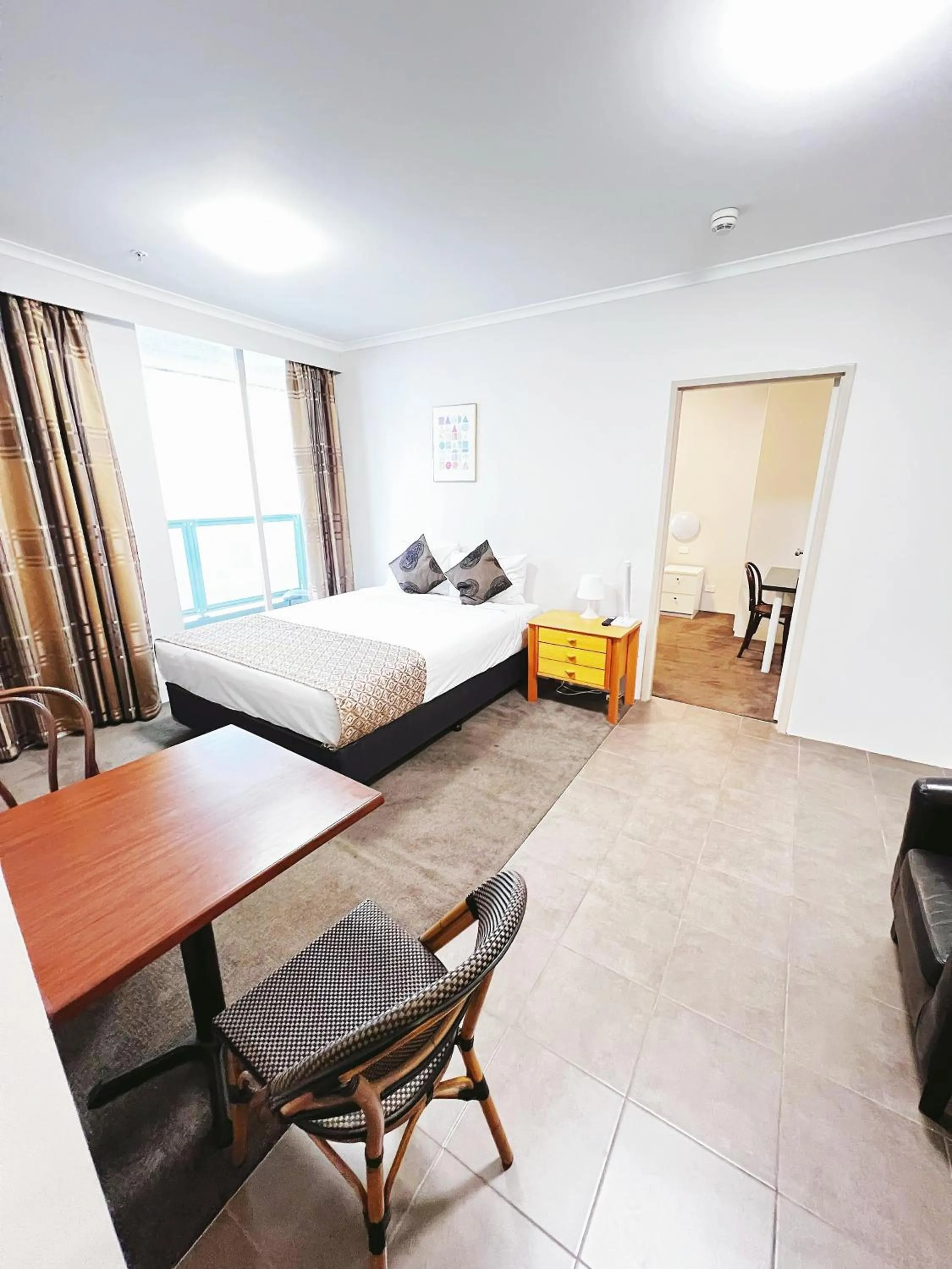 Bedroom, Bed in Carlton Lygon Lodge - Close to Melbourne Uni