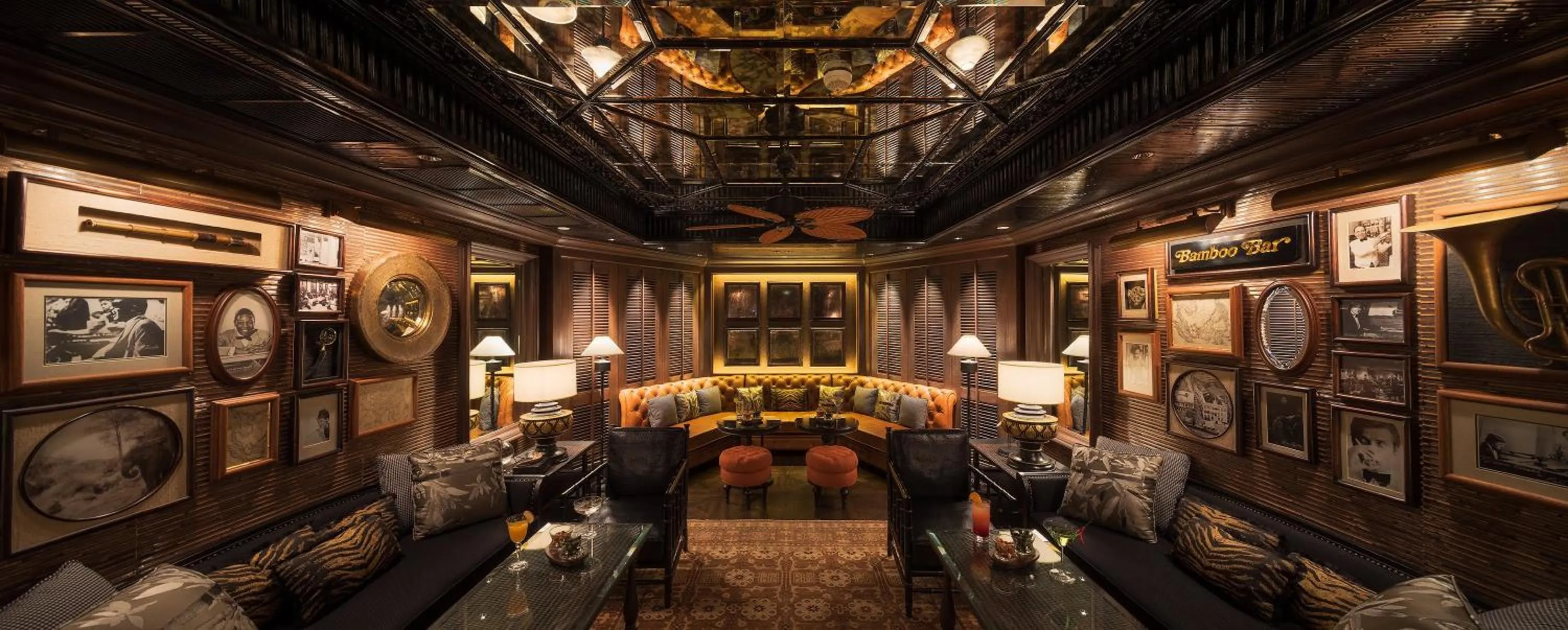 Lounge or bar in Mandarin Oriental, Bangkok