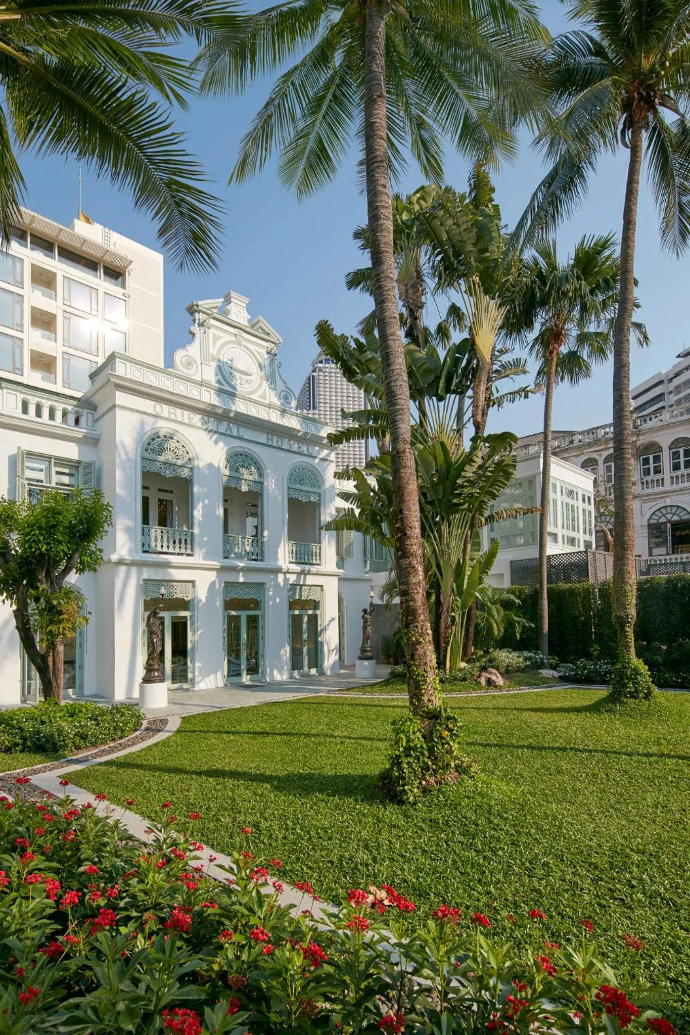 Property building in Mandarin Oriental, Bangkok