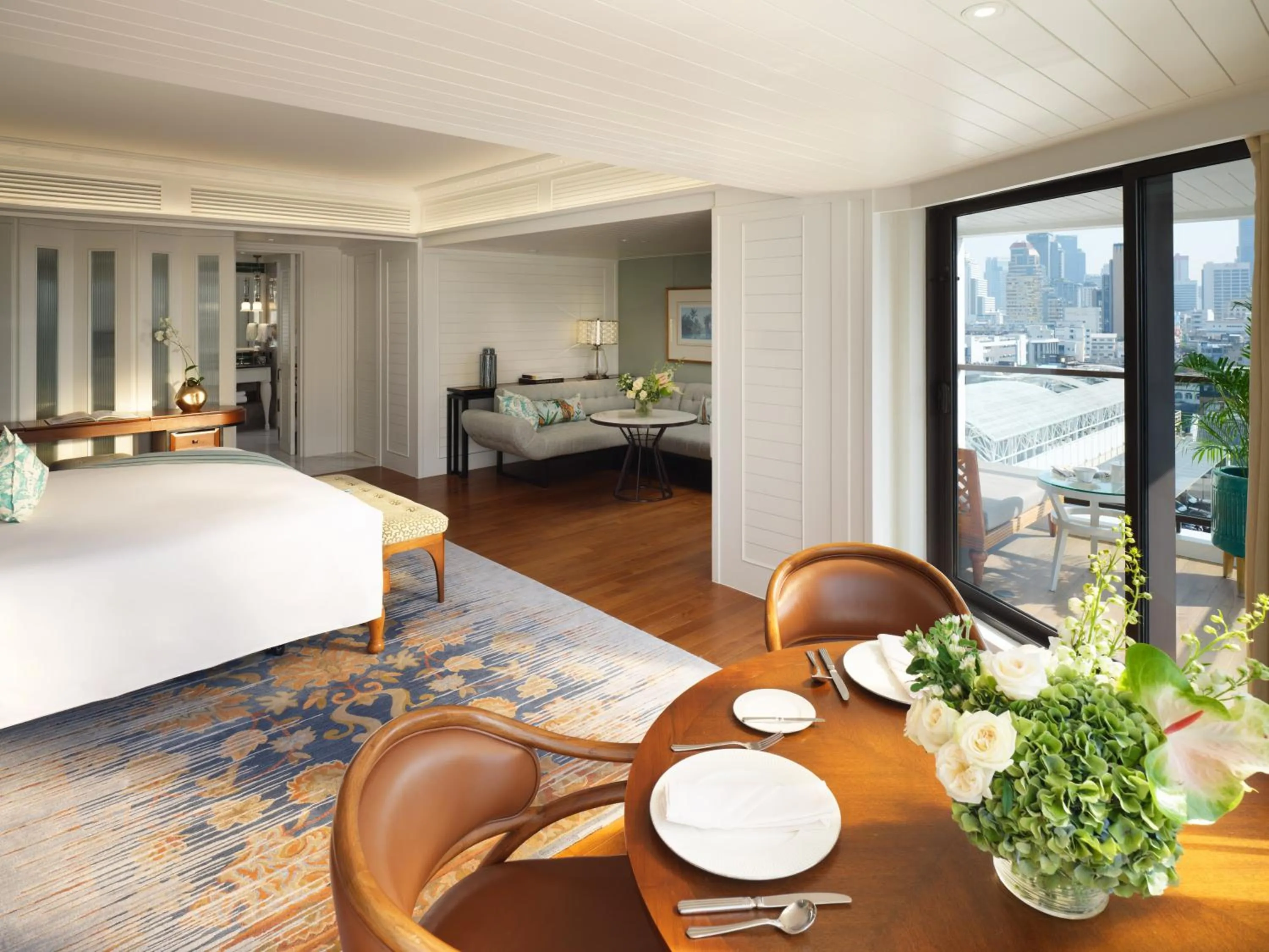 Bedroom, Bed in Mandarin Oriental, Bangkok