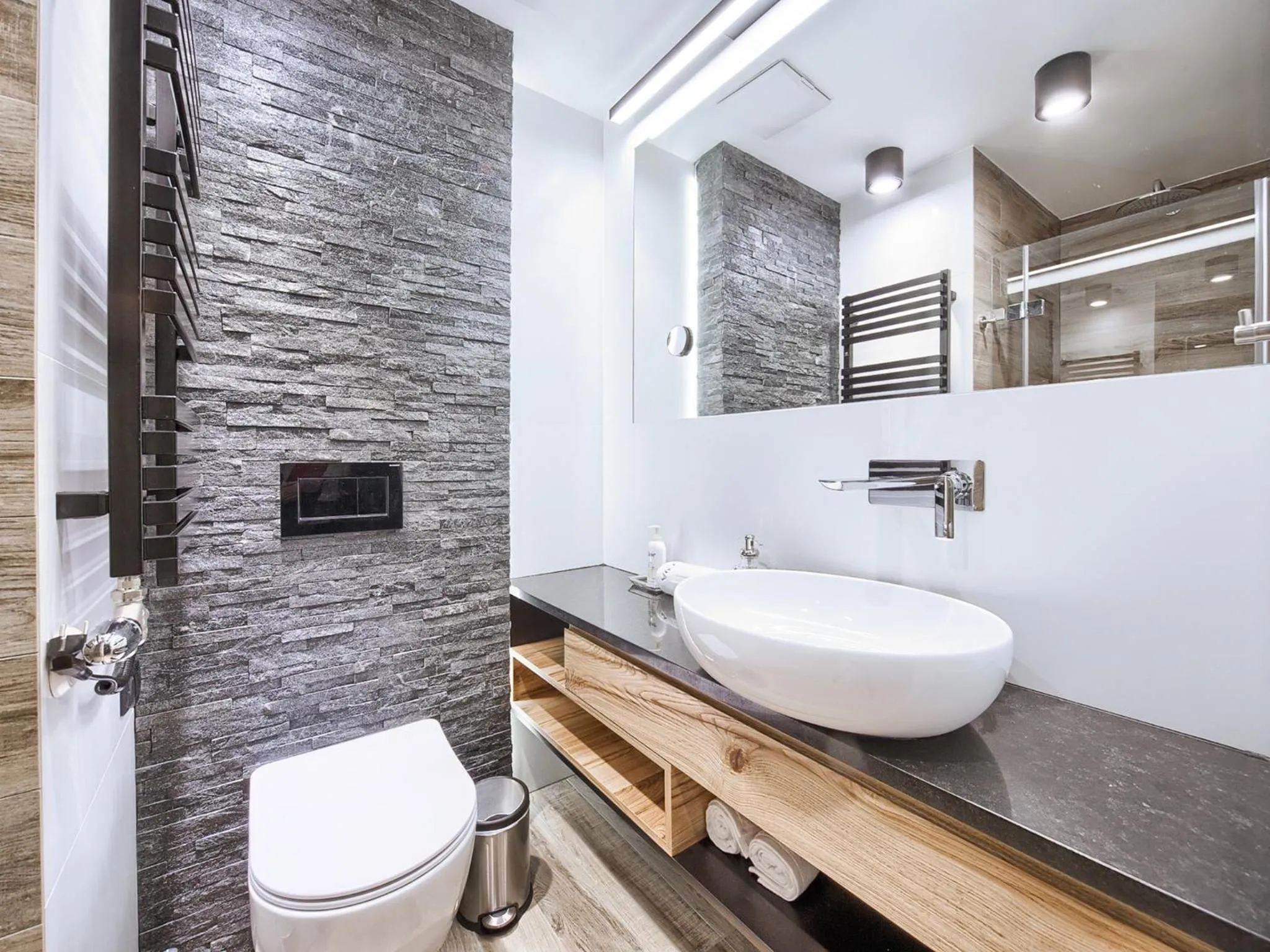 Toilet in VisitZakopane - Tatra Ski Apartment