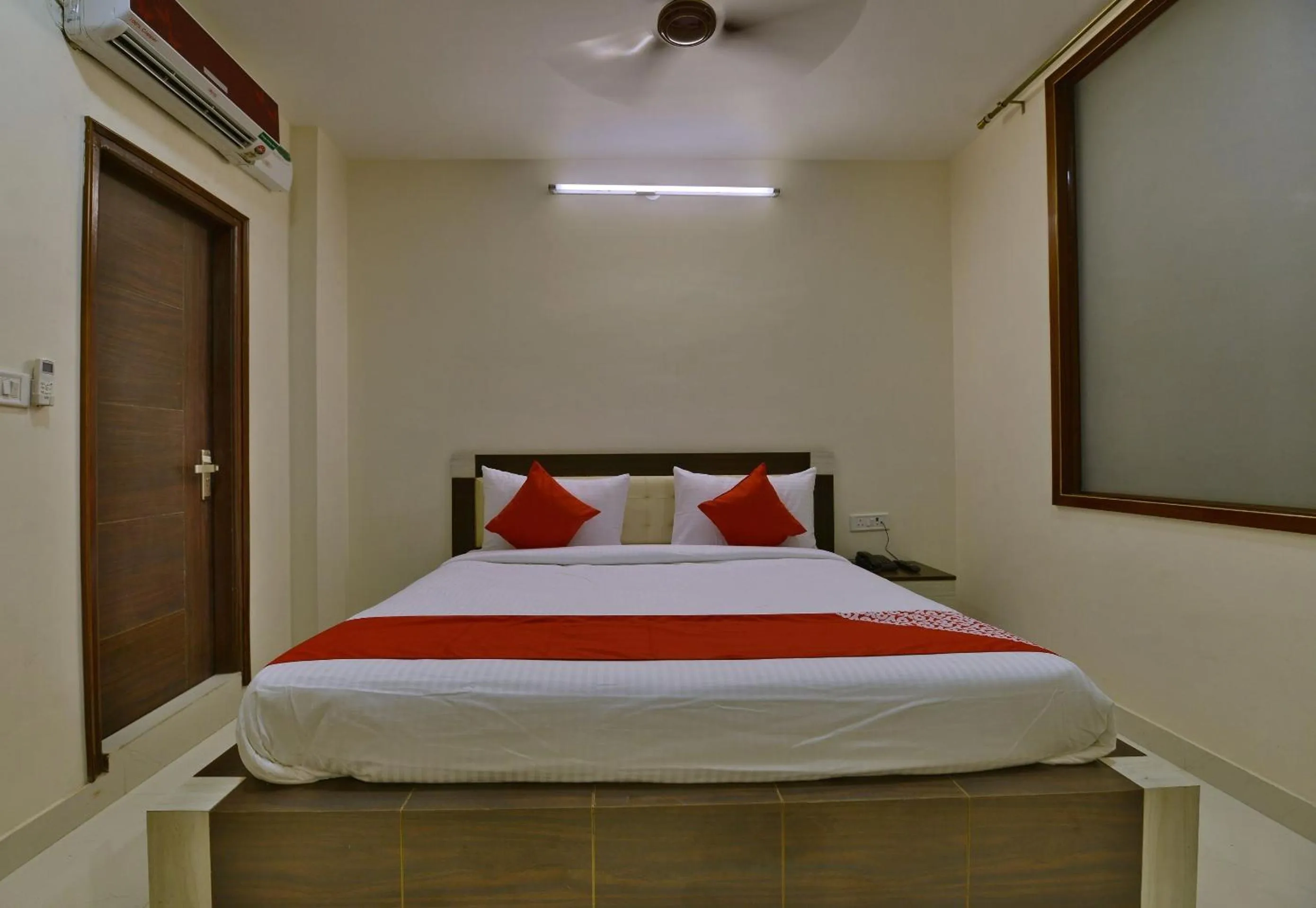 Bedroom, Bed in Hotel O Heritage Haveli