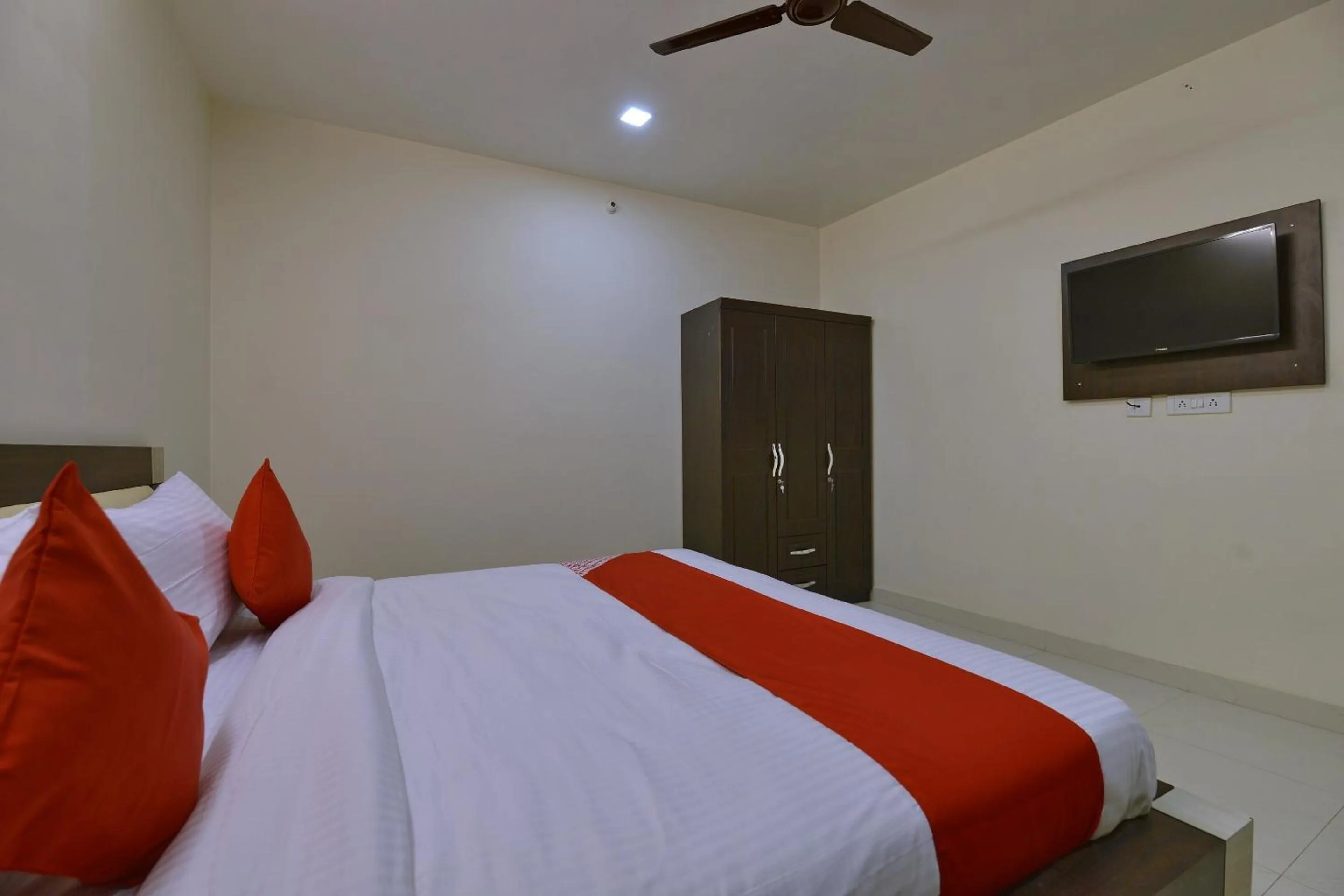 Bedroom, Bed in Hotel O Heritage Haveli