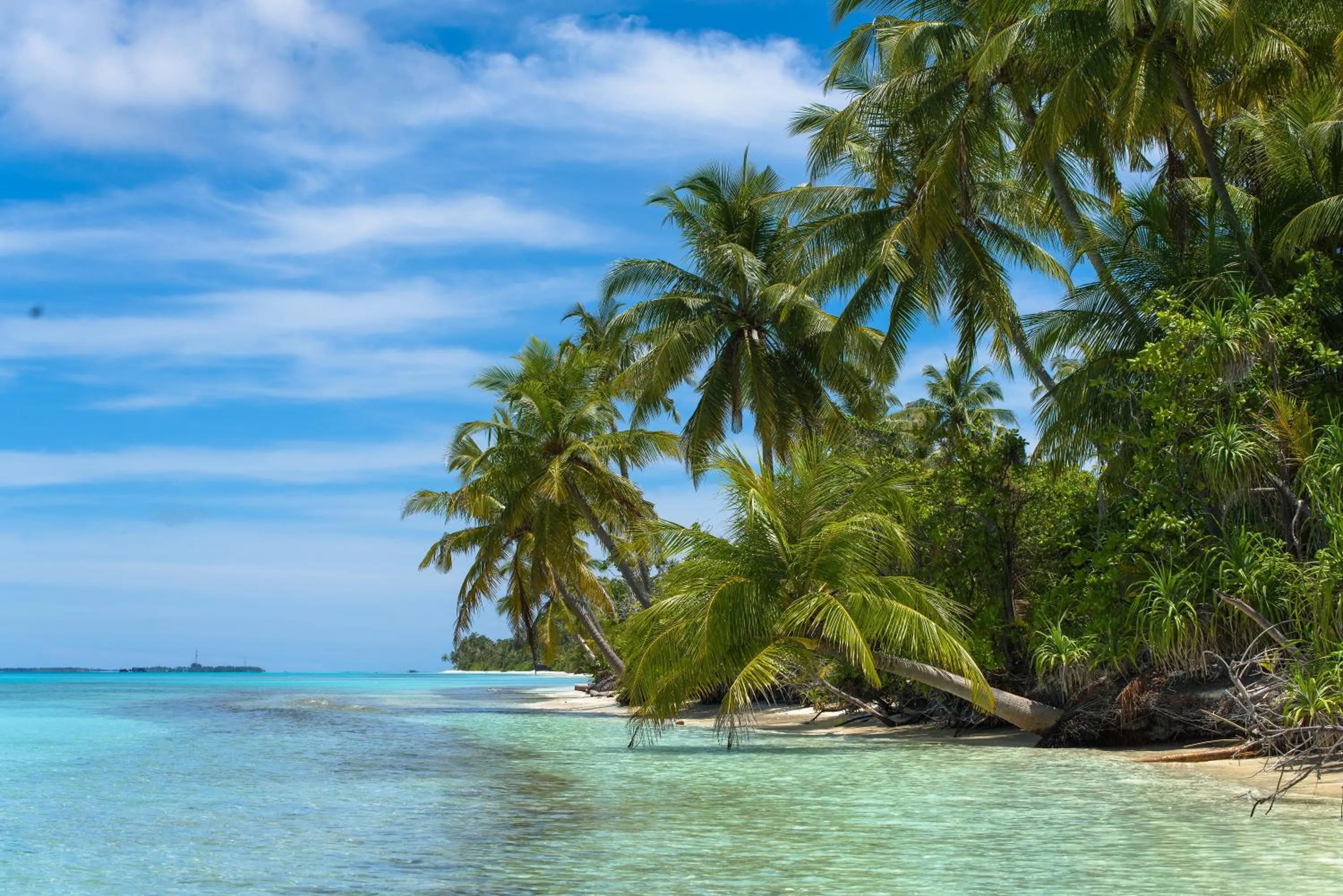 Beach in Dhiguveli Maldives