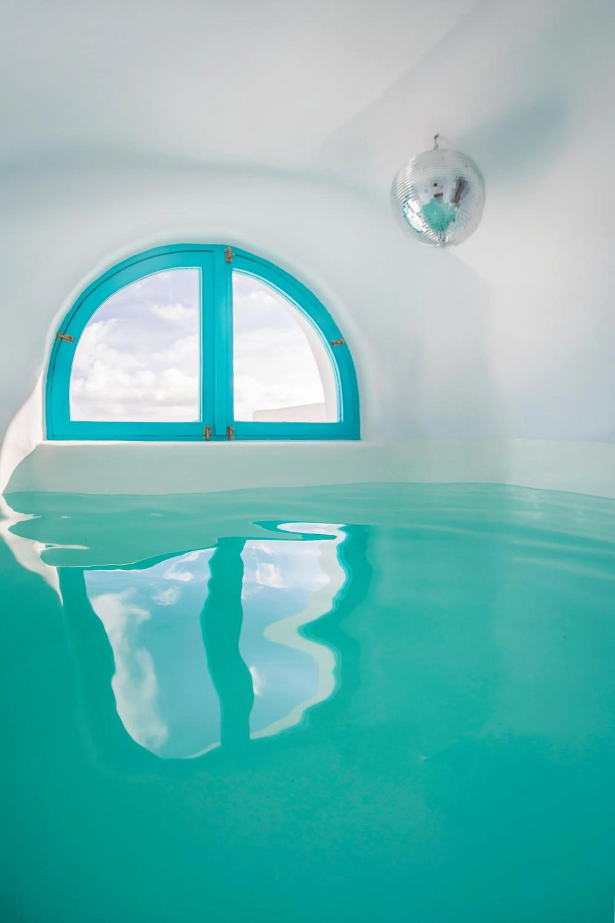 Swimming pool in Sophia Oia View