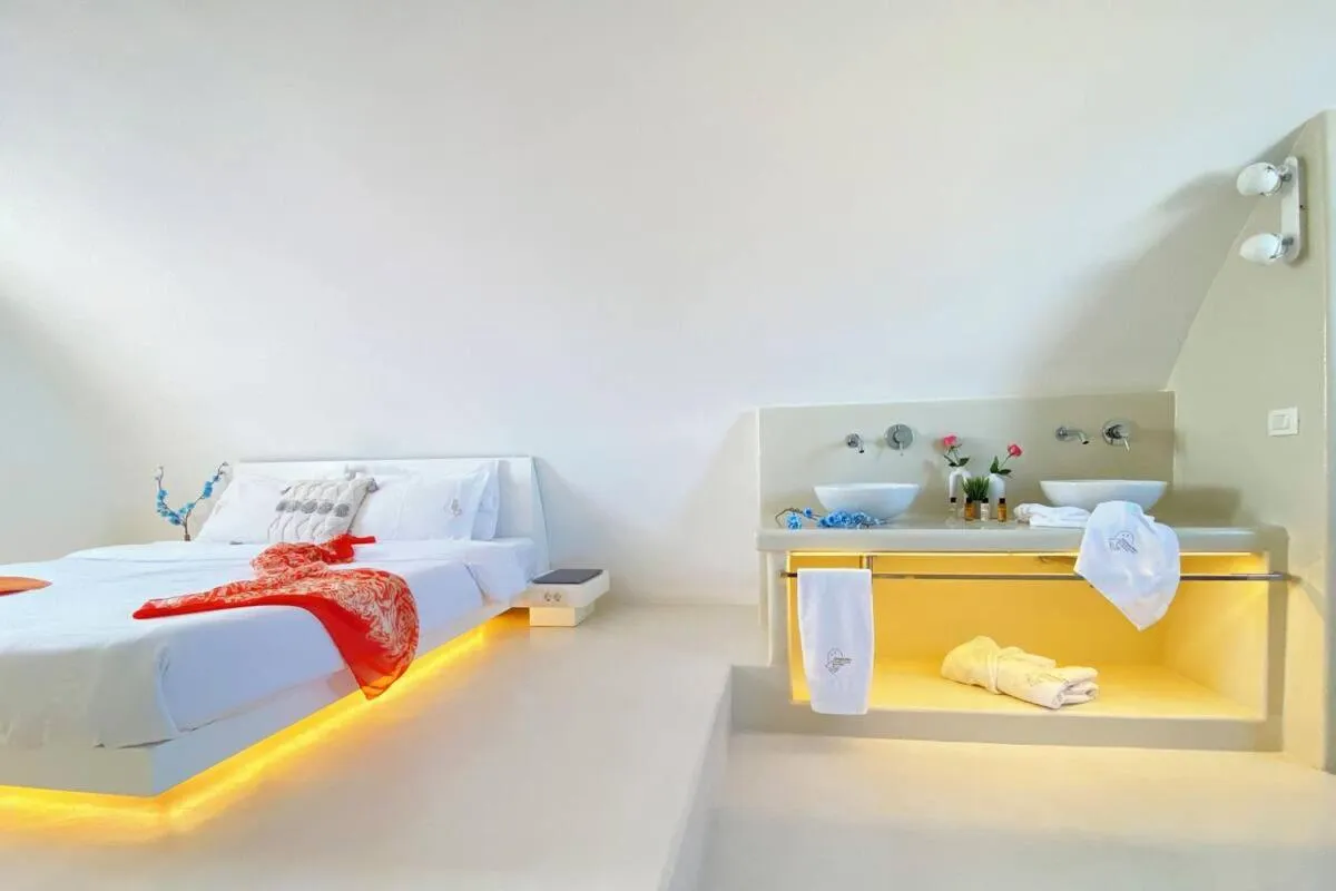 Bed in Sophia Oia View