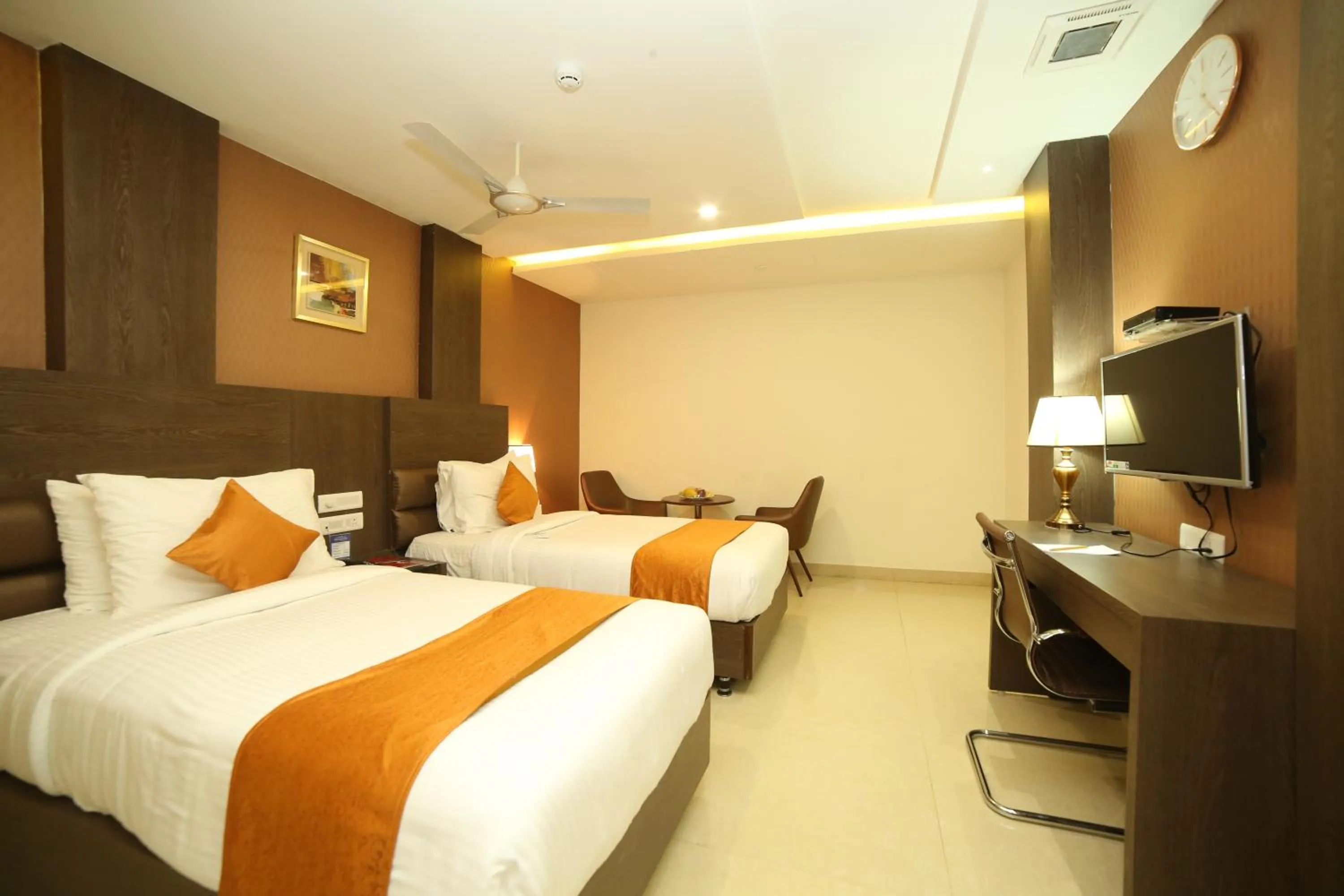 Bed in Hotel Indraprasttha