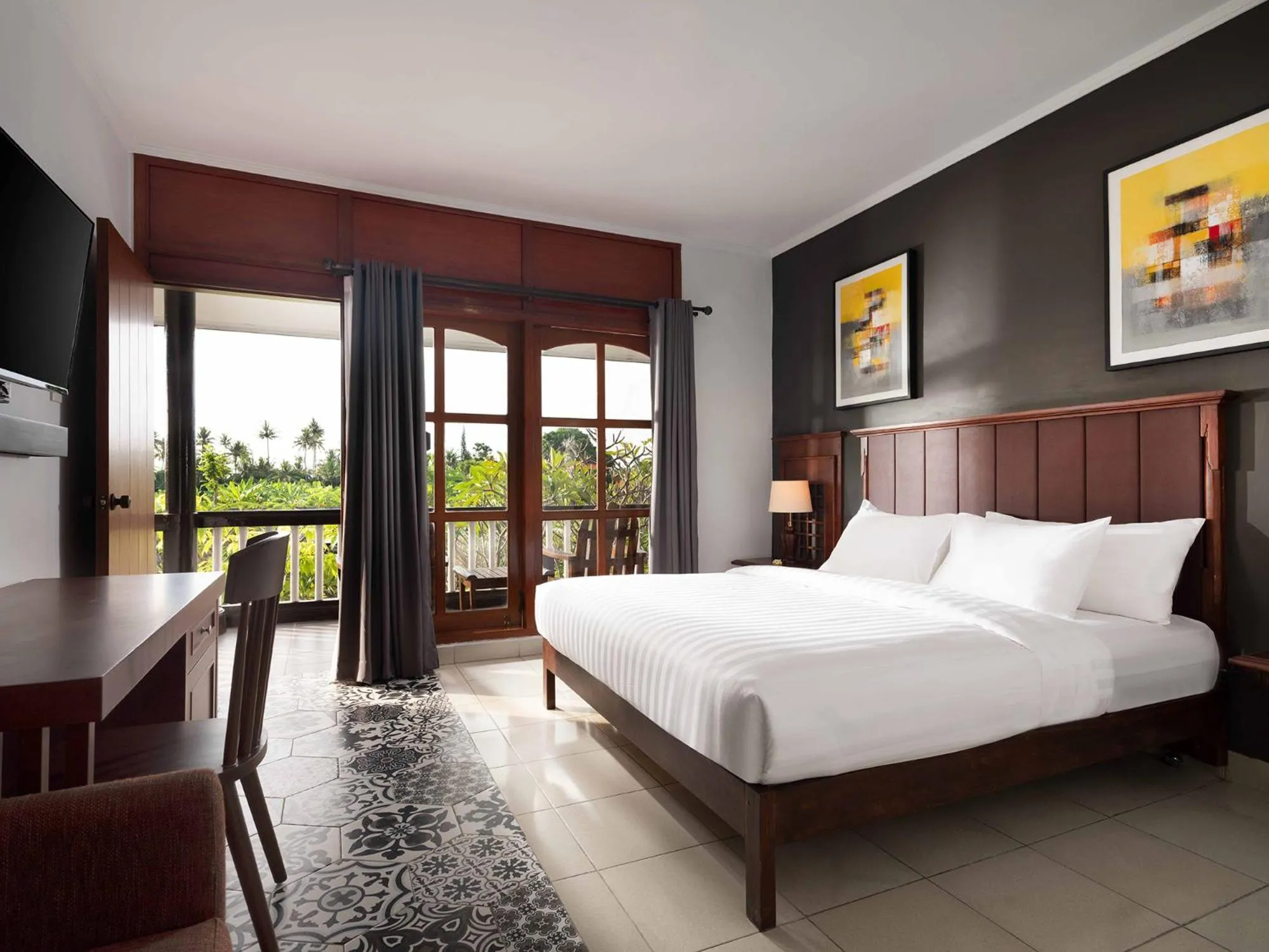 Bed in Brits Resort Lovina