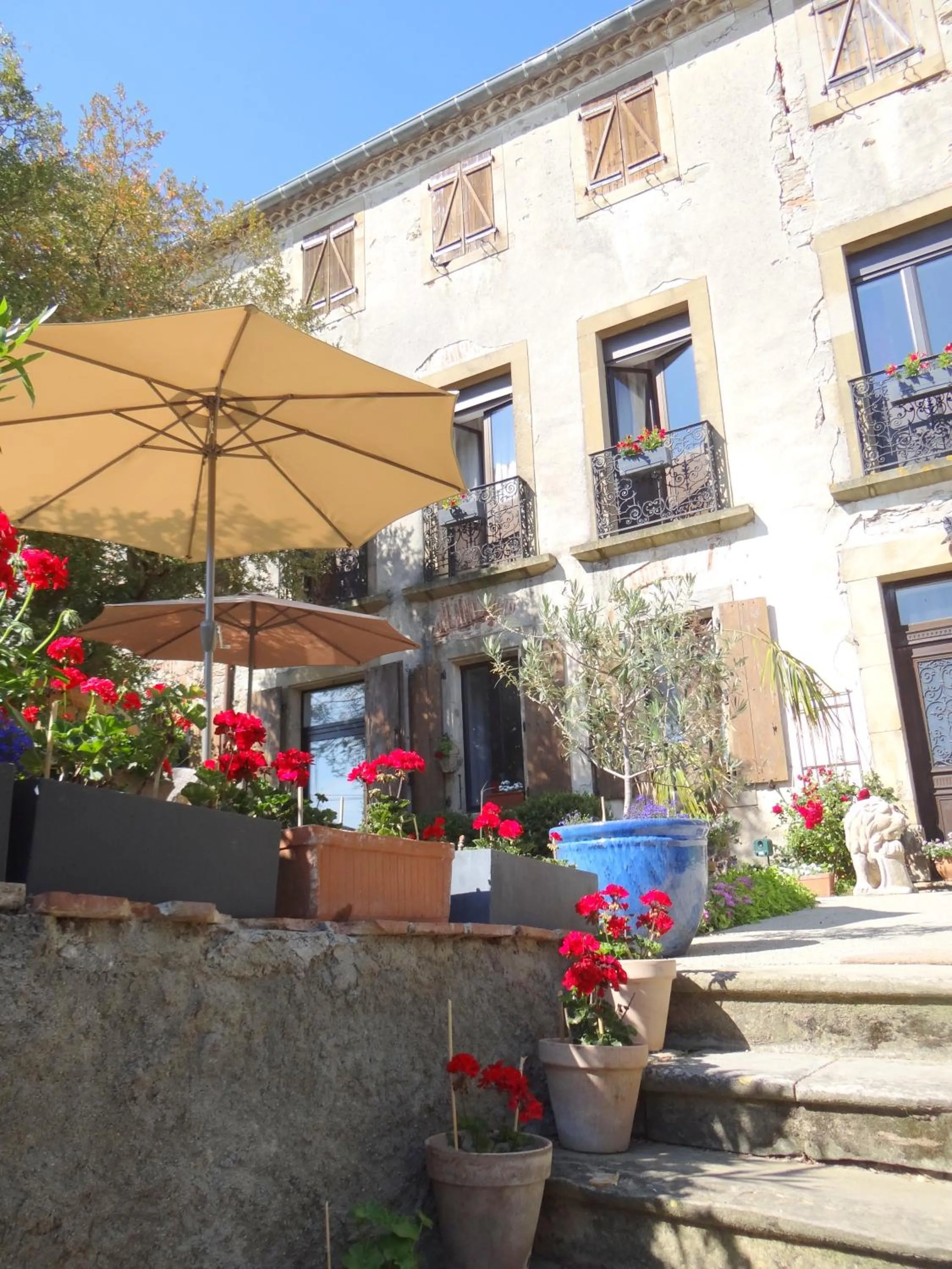 Facade/entrance in La Grande Maison