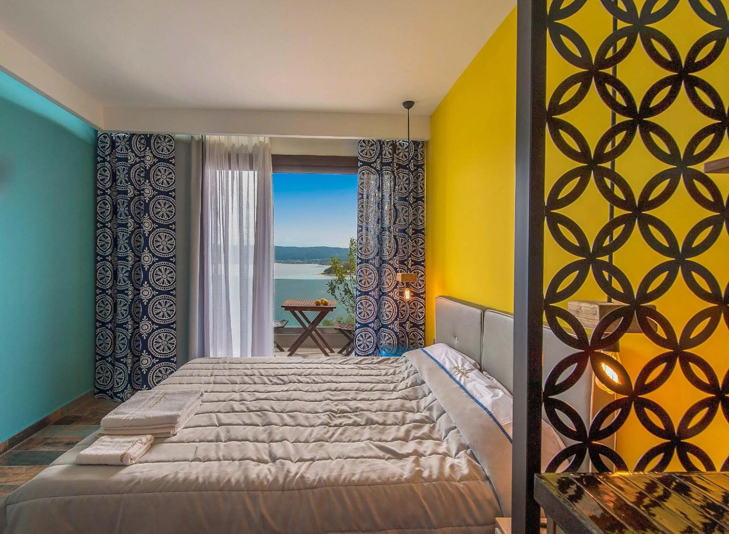 Bed in Thalassokipos