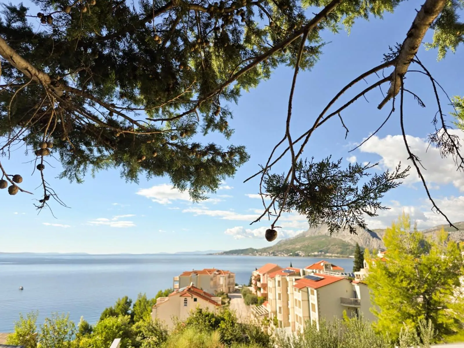 Property building in Hotel Villa MiraMar