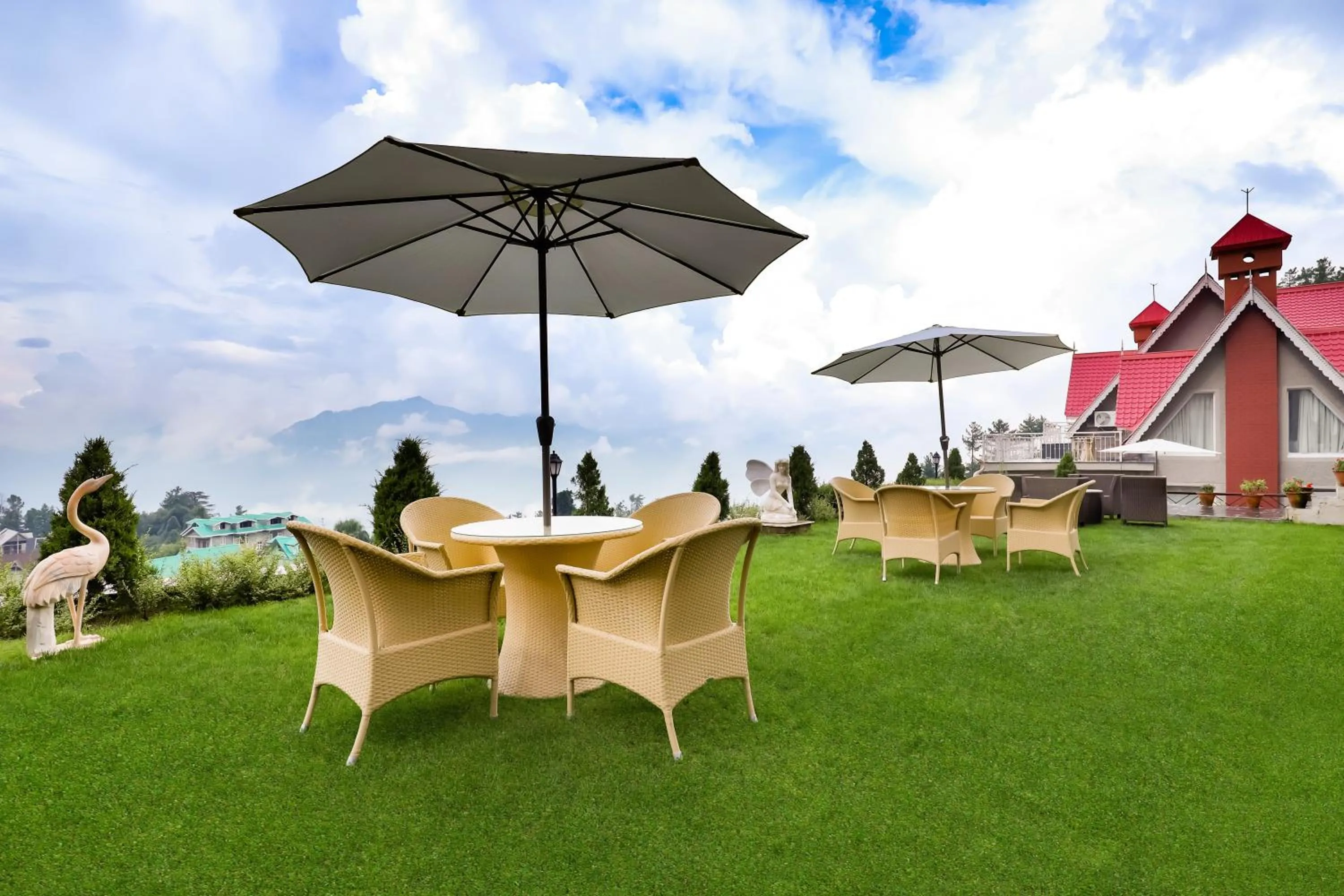 Seating area in Regenta Resort & Spa Mashobra