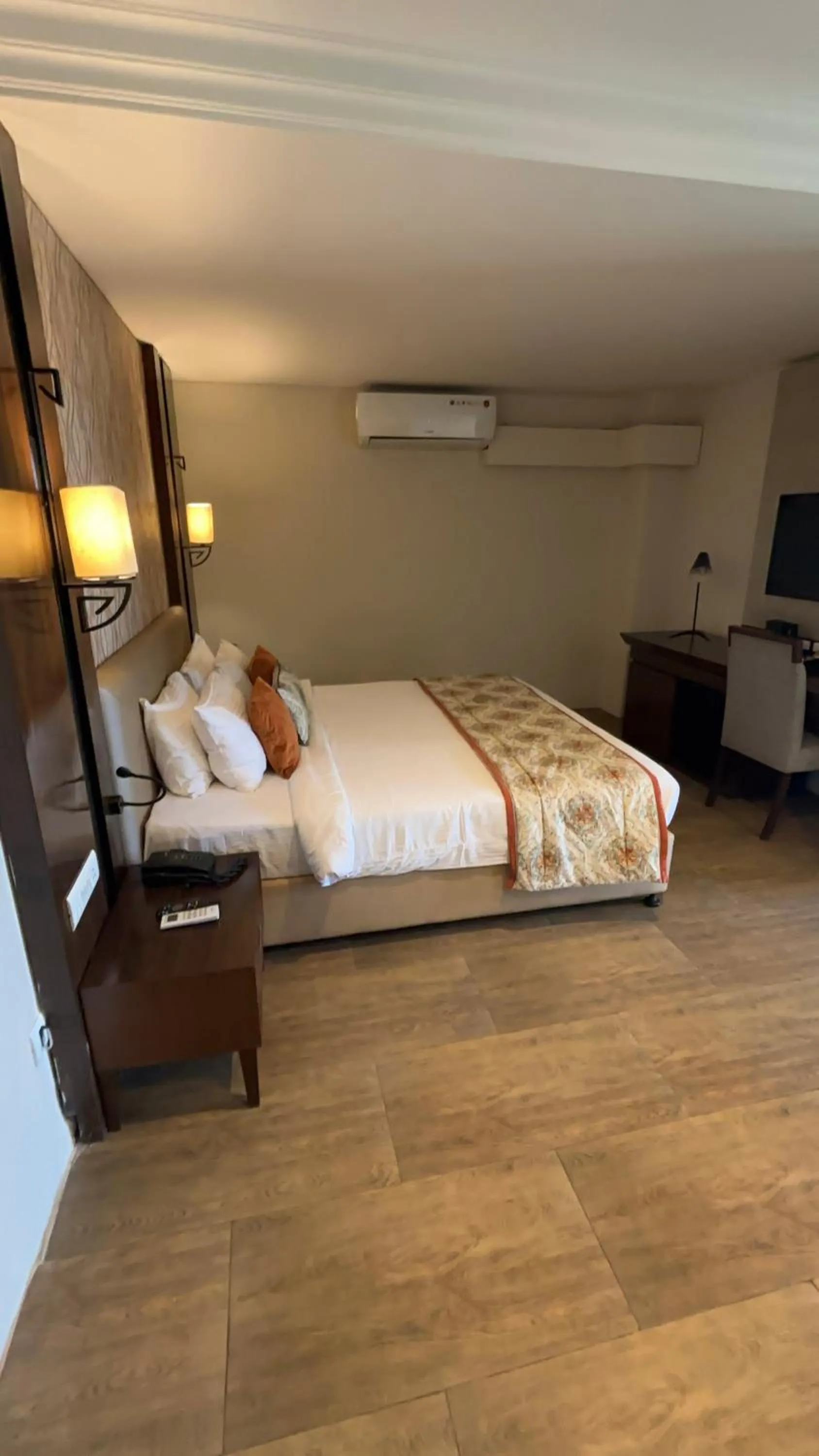 Bedroom in Regenta Resort & Spa Mashobra