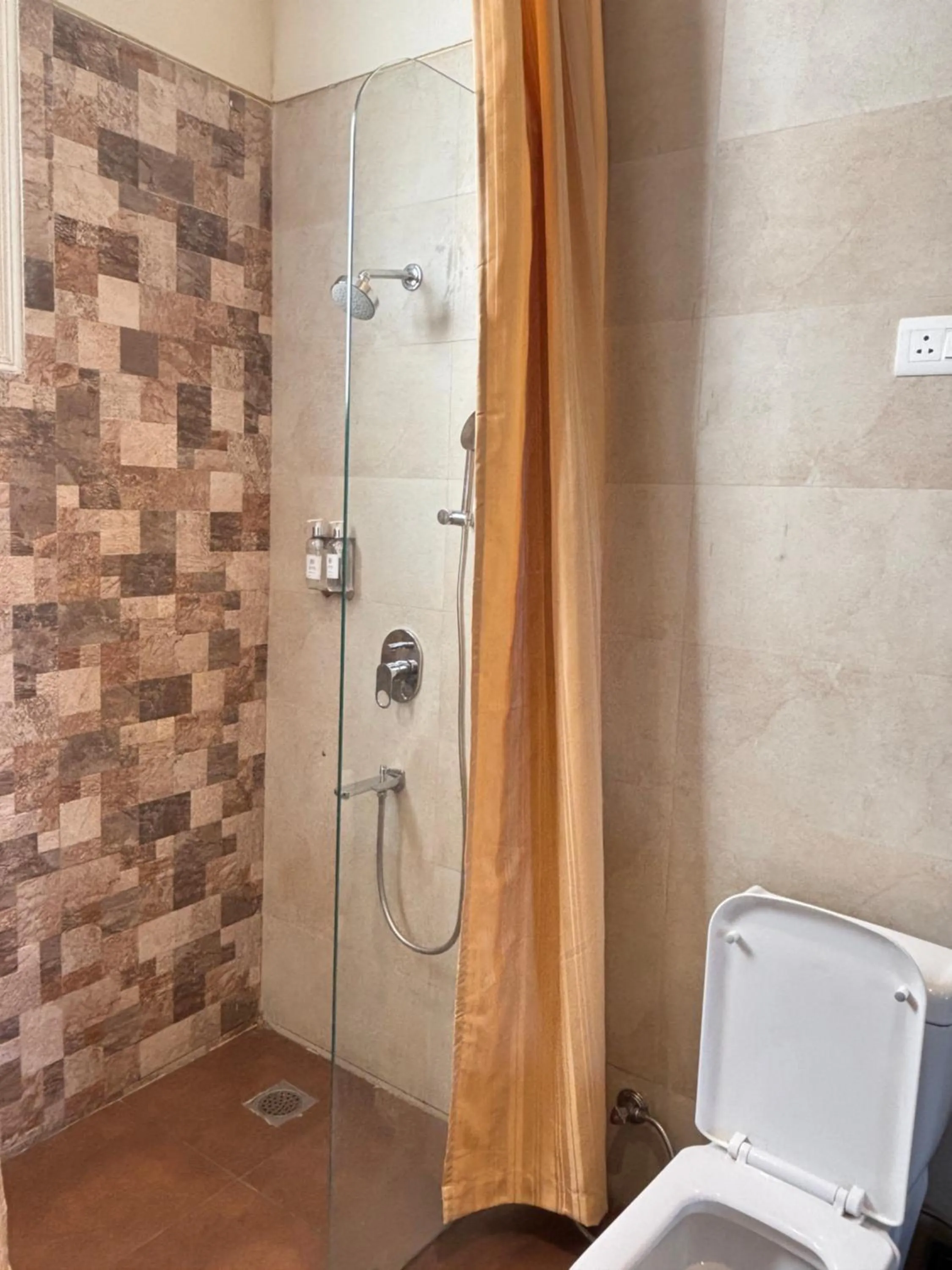 Bathroom in Regenta Resort & Spa Mashobra