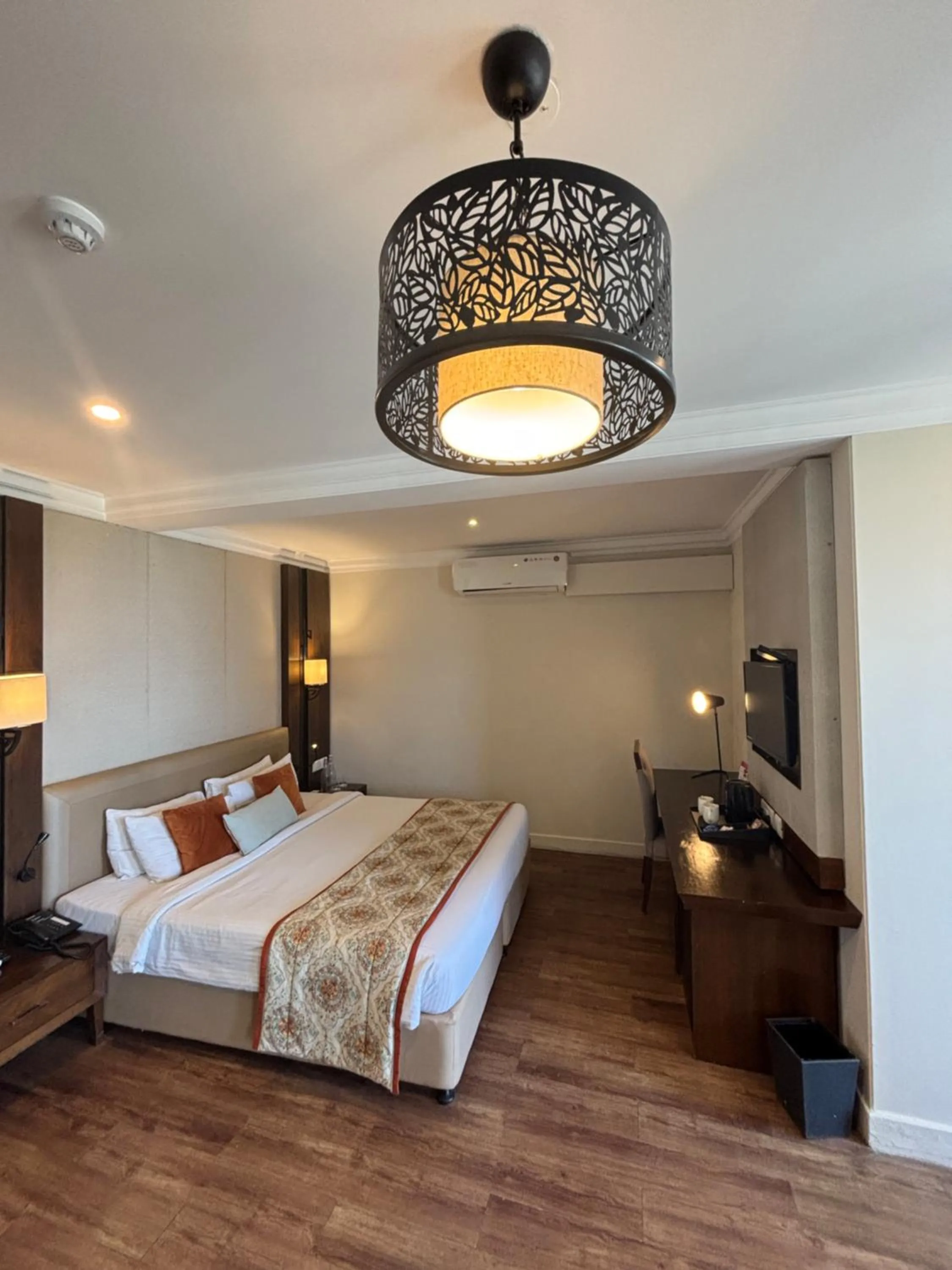 Bedroom in Regenta Resort & Spa Mashobra