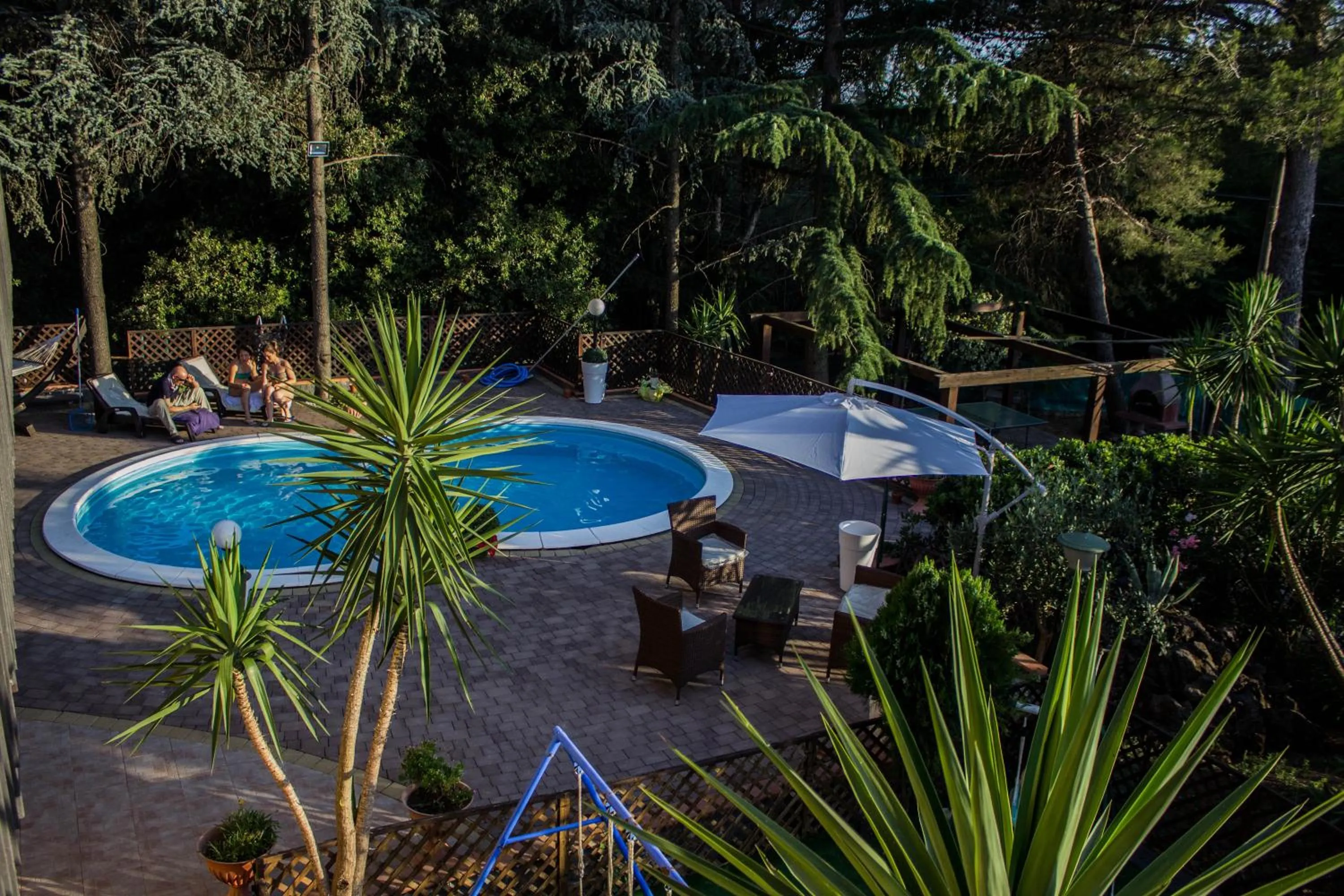 Facade/entrance in B&B Etna House