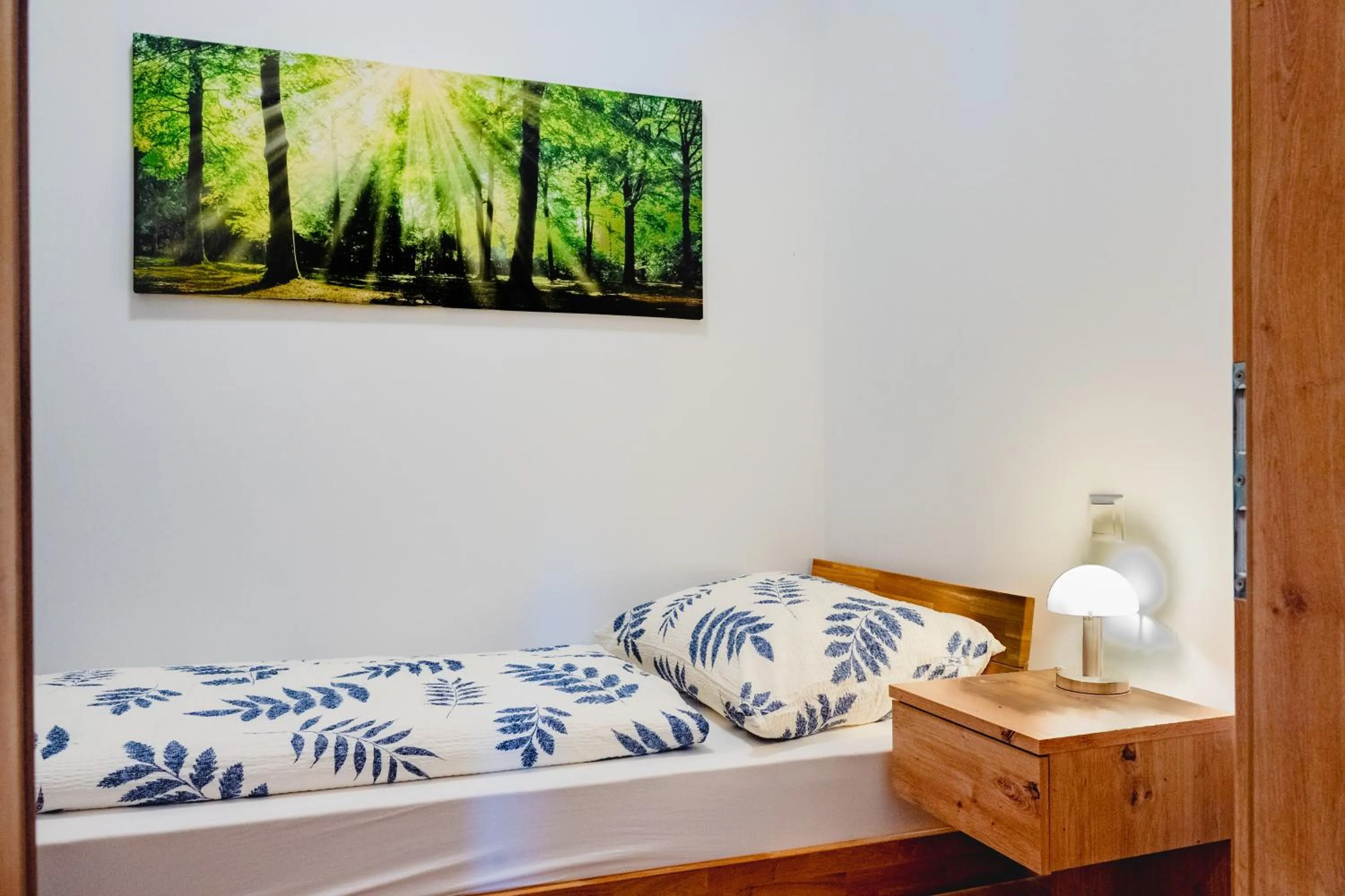 Bedroom, Bed in Hirschenwirt