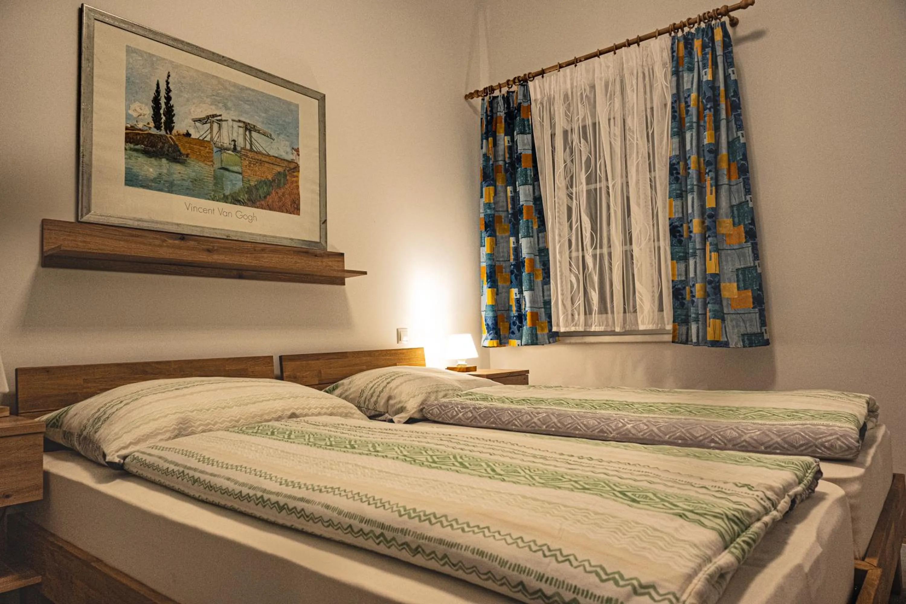 Bedroom, Bed in Hirschenwirt