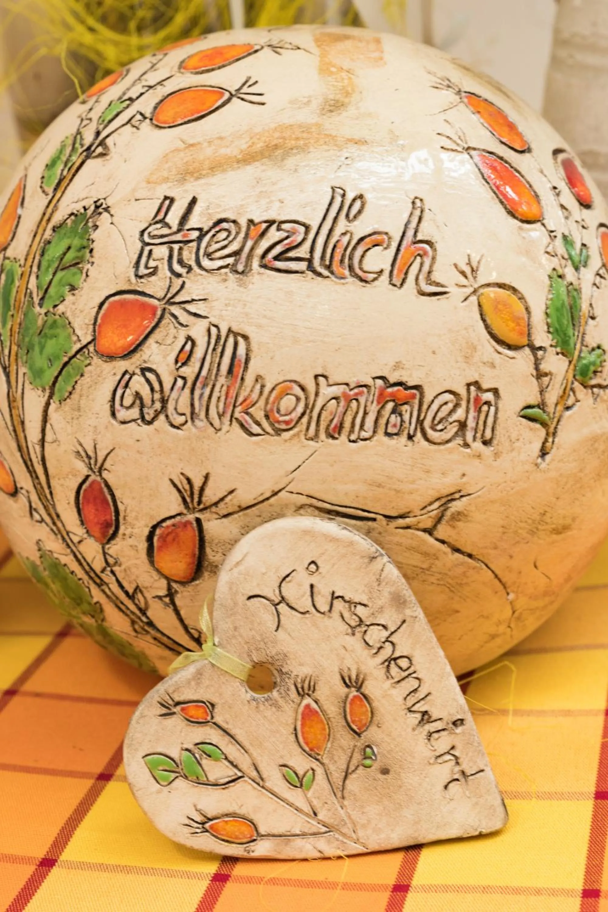 Logo/Certificate/Sign in Hirschenwirt