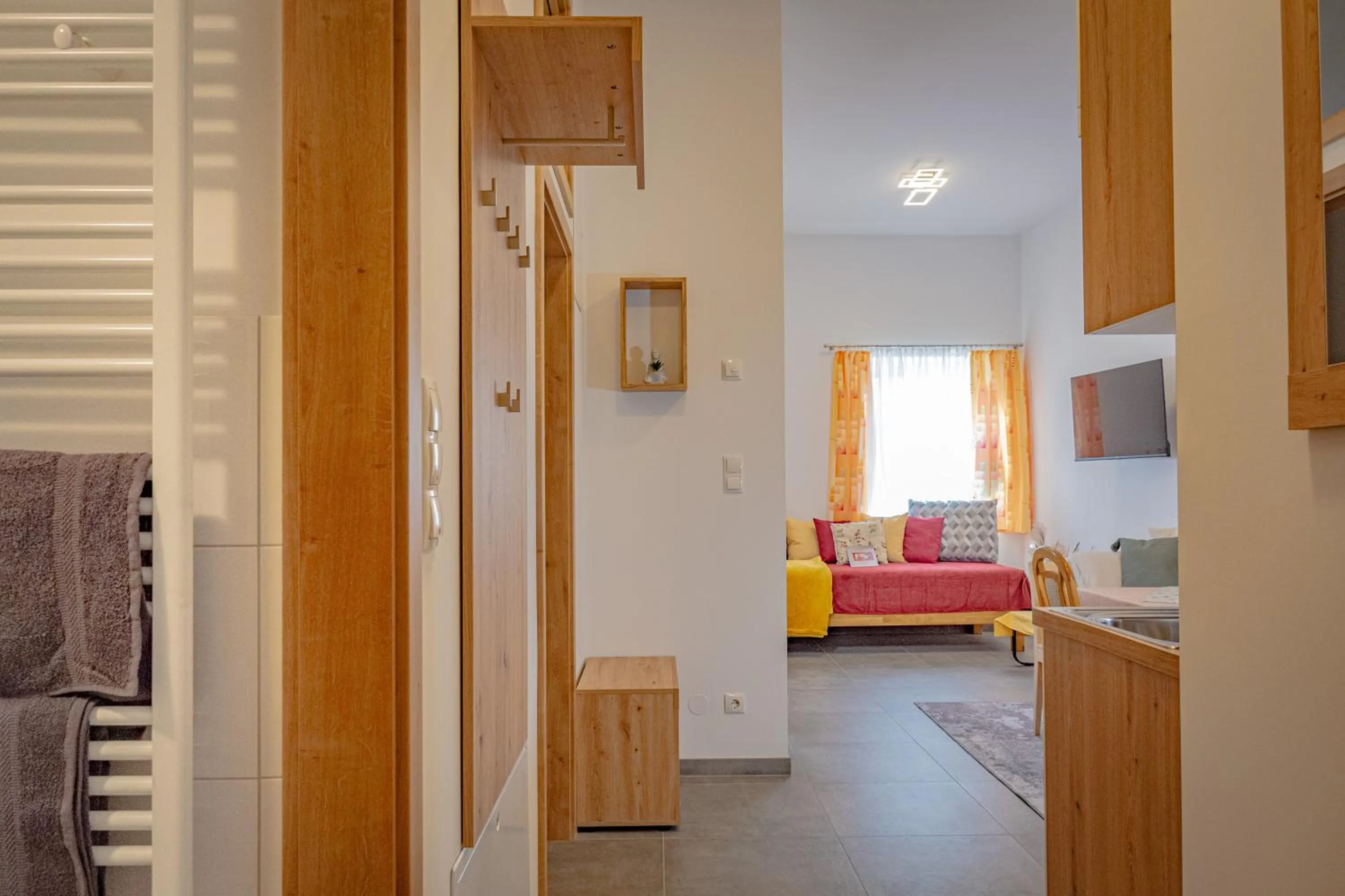 Photo of the whole room, Bed in Hirschenwirt