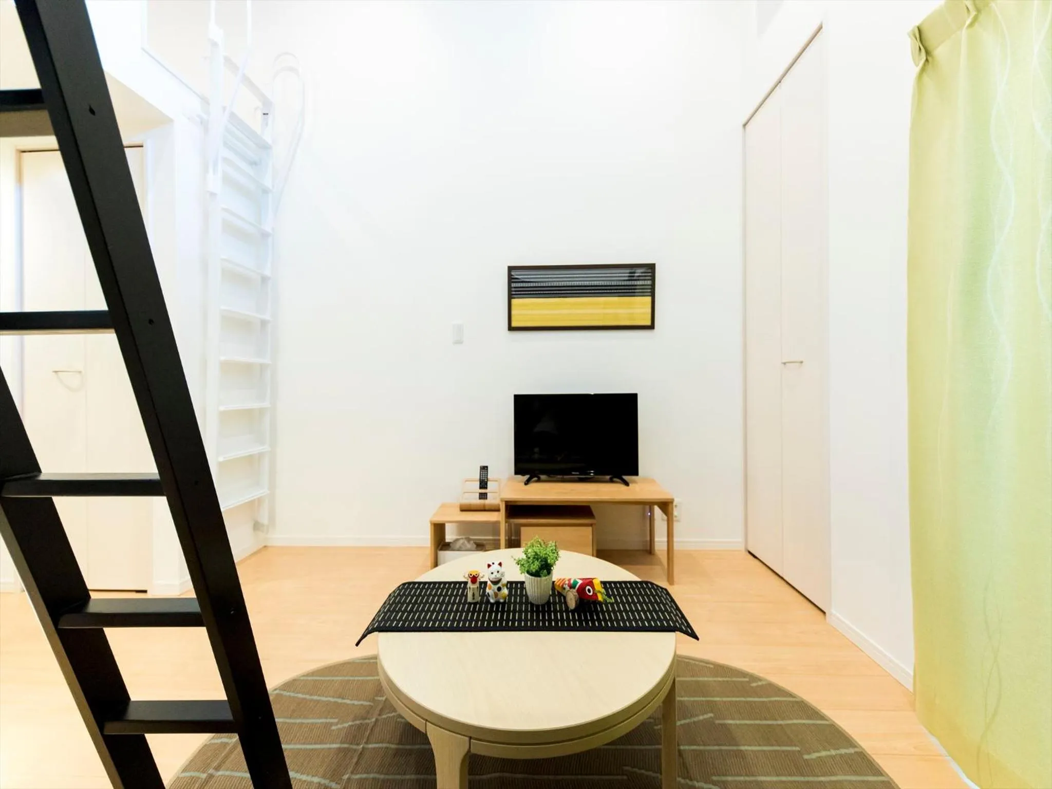 Living room in TRIP POD KOMONDO-MACHI