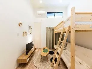 Bed in TRIP POD KOMONDO-MACHI