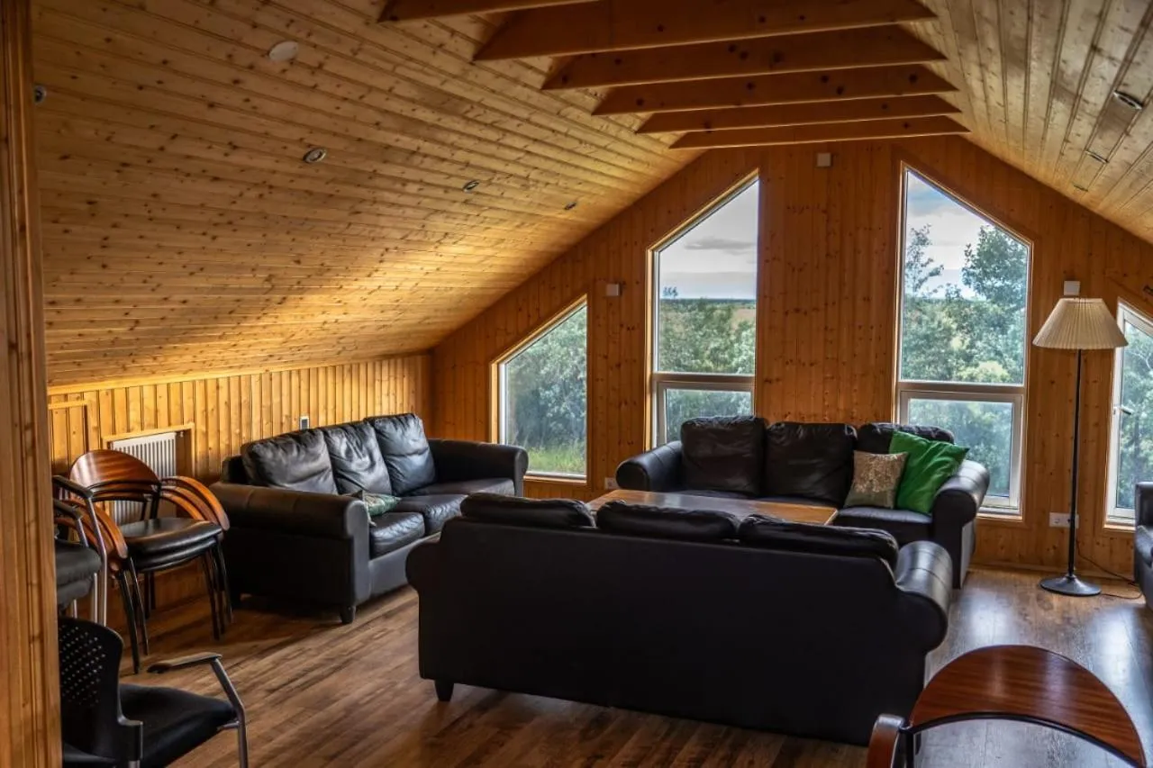 Seating area in Hotel Leirubakki