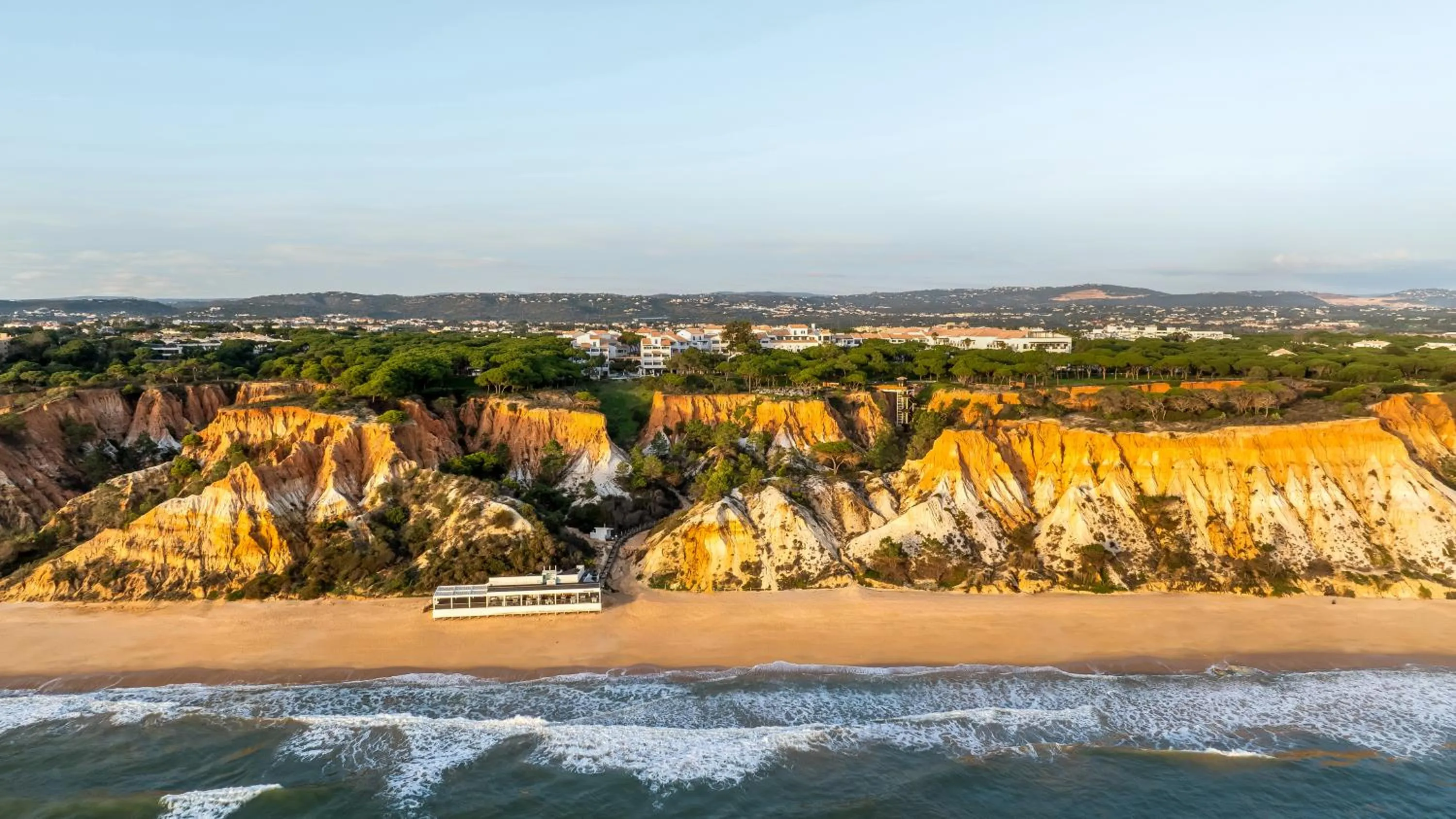 Property building in Pine Cliffs Gardens