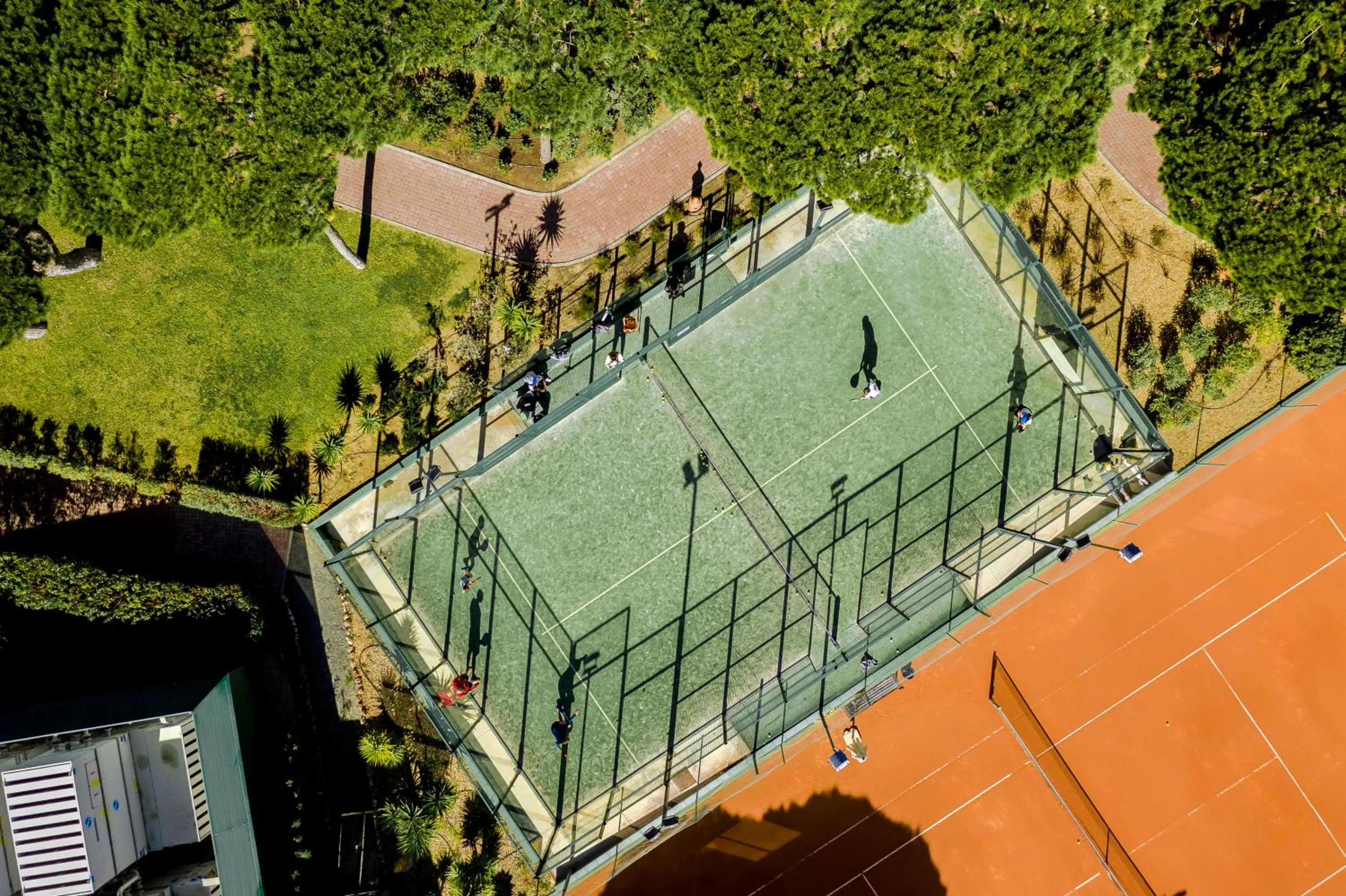 Tennis court in Pine Cliffs Gardens