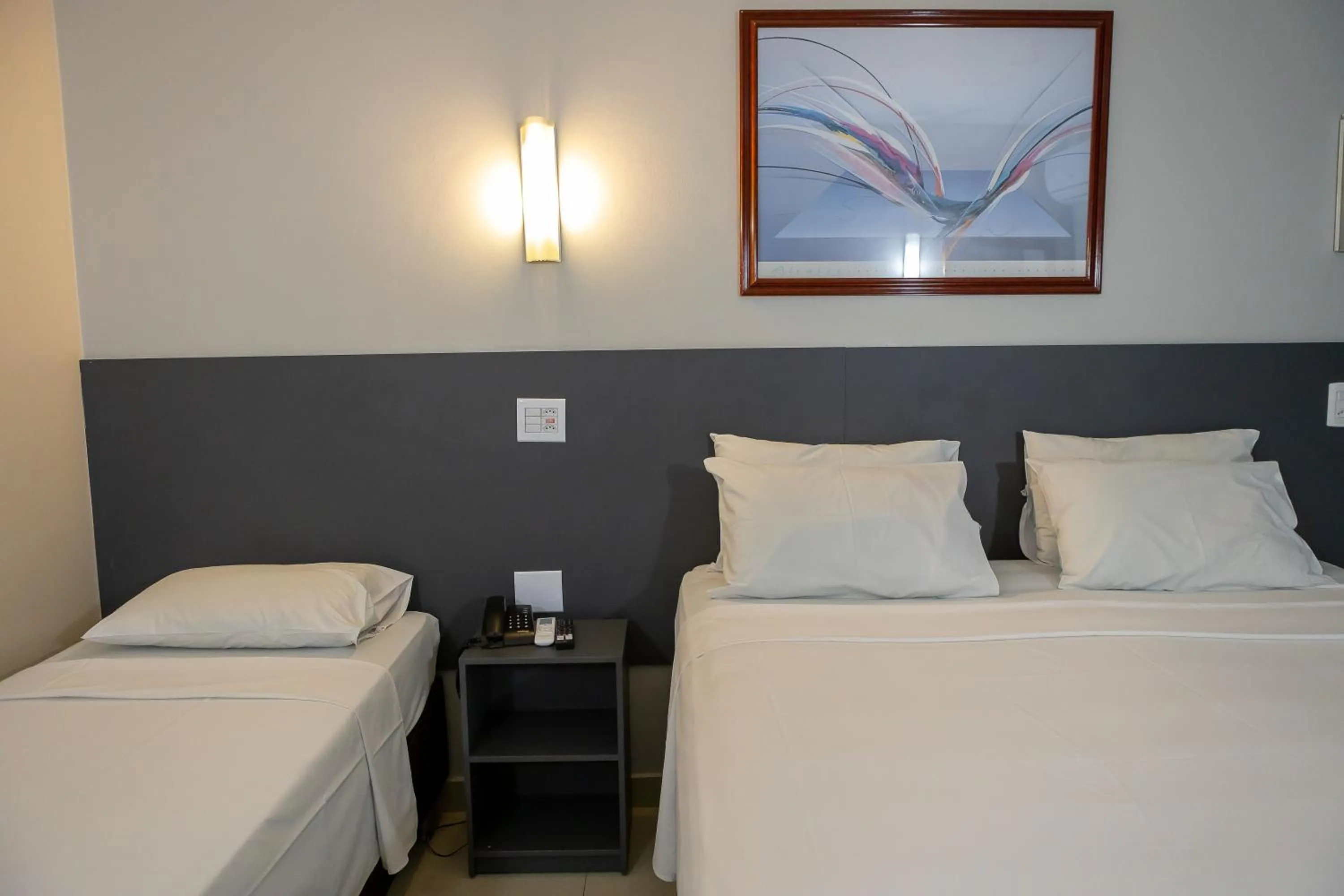 Bedroom, Bed in Allegro Hotel