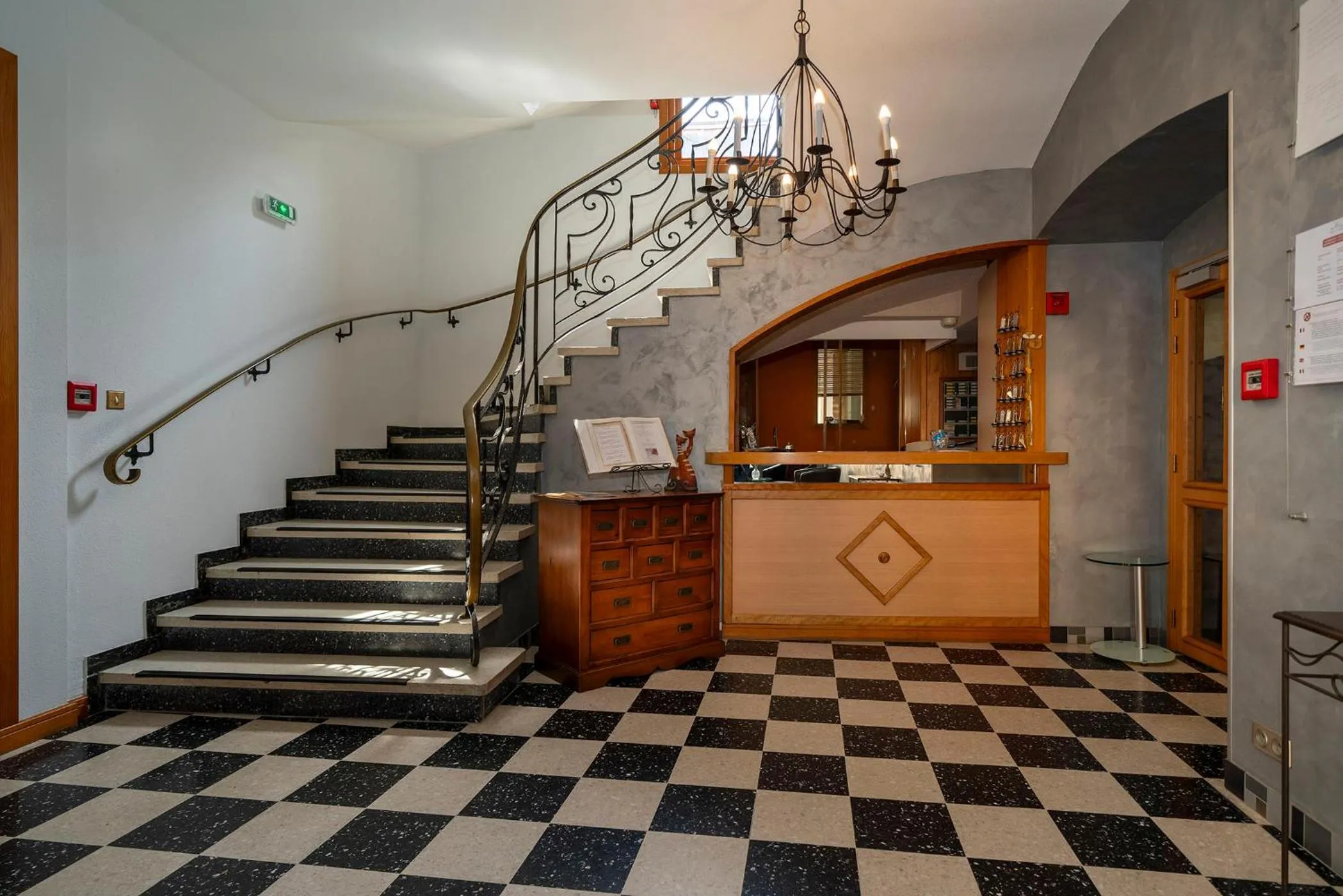 Hôtel A la Vignette - COLMAR-NORD