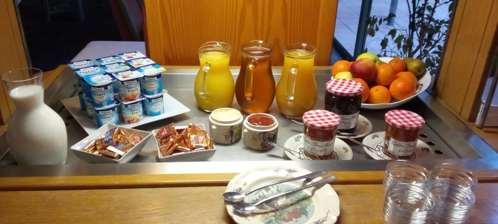 Breakfast in Hôtel A la Vignette - COLMAR-NORD