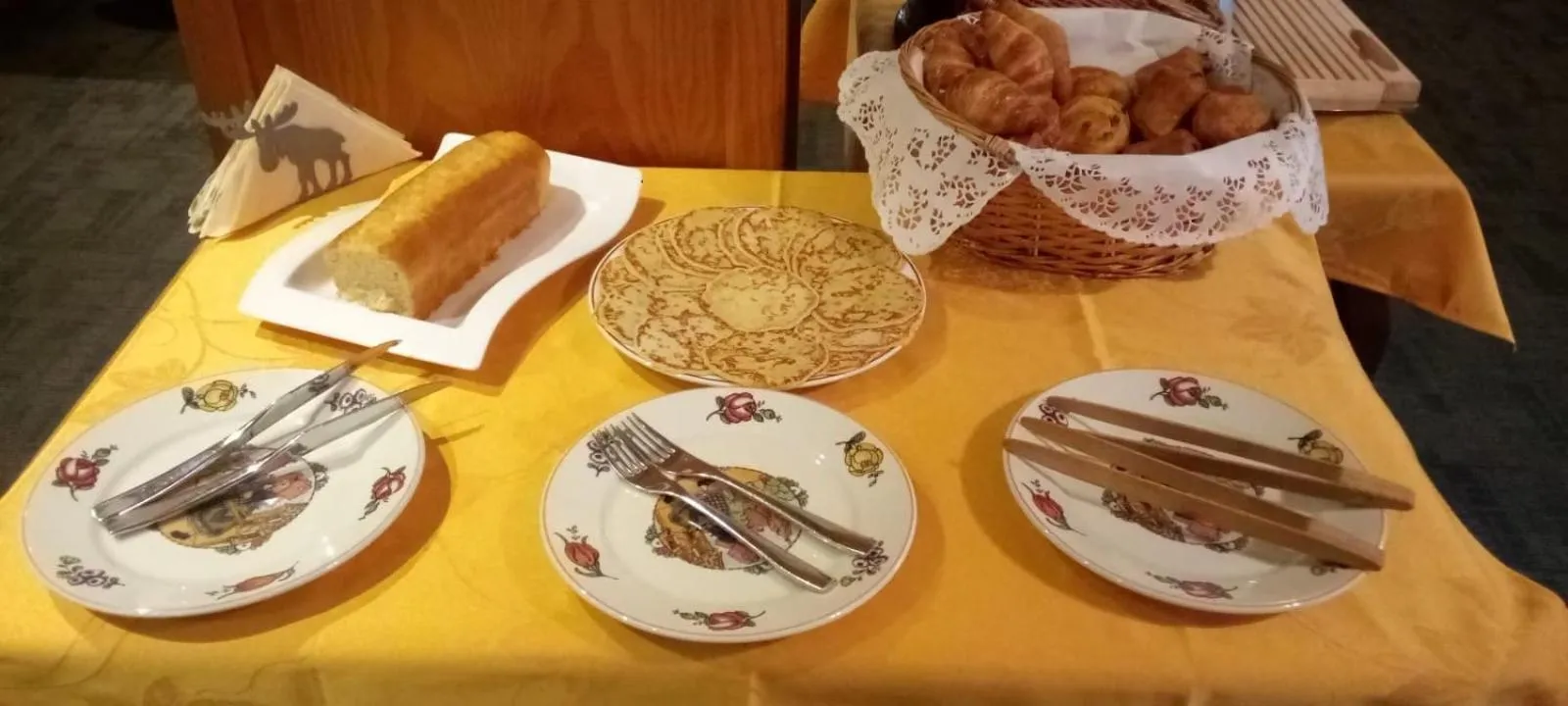 Breakfast in Hôtel A la Vignette - COLMAR-NORD