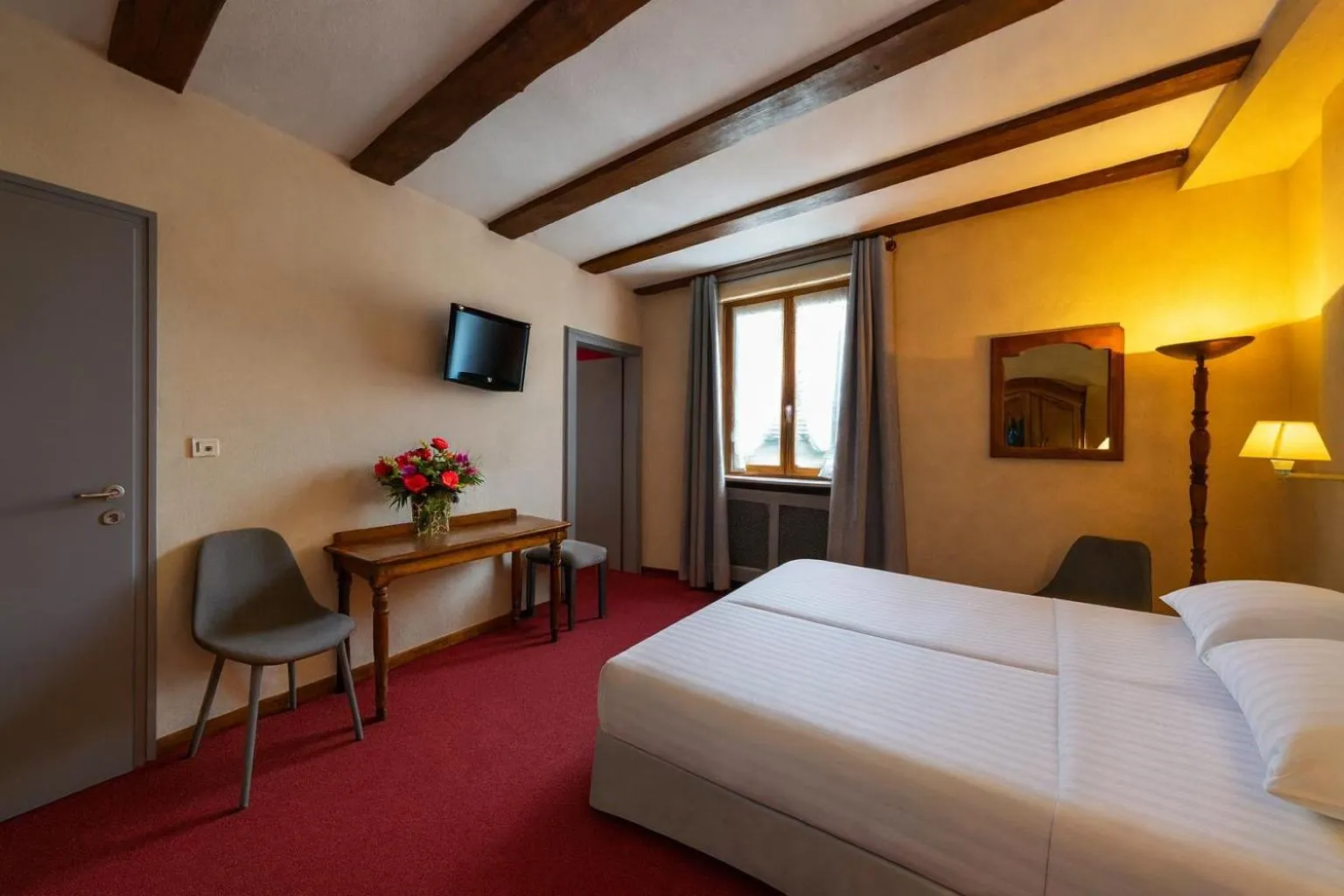 Bedroom, Bed in Hôtel A la Vignette - COLMAR-NORD