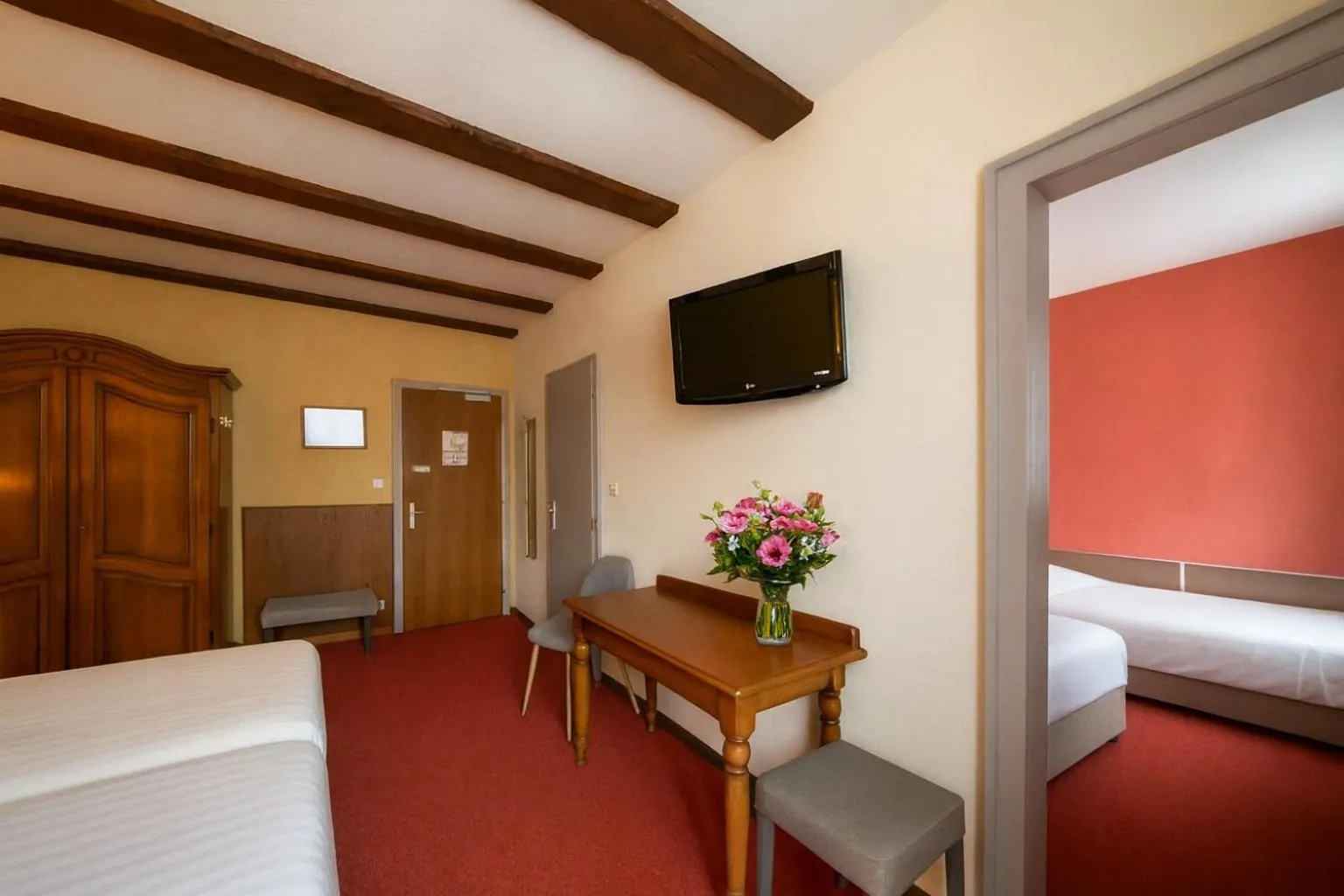 Bed in Hôtel A la Vignette - COLMAR-NORD